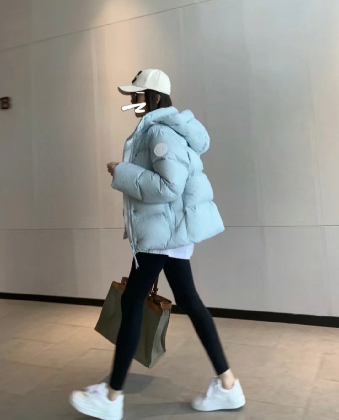Guangzhou high-grade Canada Goose Macaron Parka. 80% duck down, lightweight, warm. Cordura fabric, durable. Detachable hood, YKK zippers. Colors: White, Blue, Pink, Gray.-Big cat