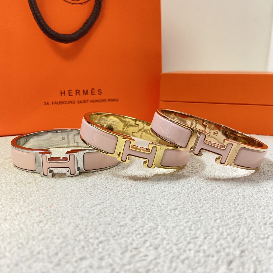 NO:359343,Hermes bracelet New product candy powder full enamel H bracelet 17.19., Hermes bracelet, hermes, bracelet19860909爱马仕手镯 新品糖果粉全珐琅Ｈ手镯 17.19.,爱马仕手镯,hermes,bracelet,Jewelry