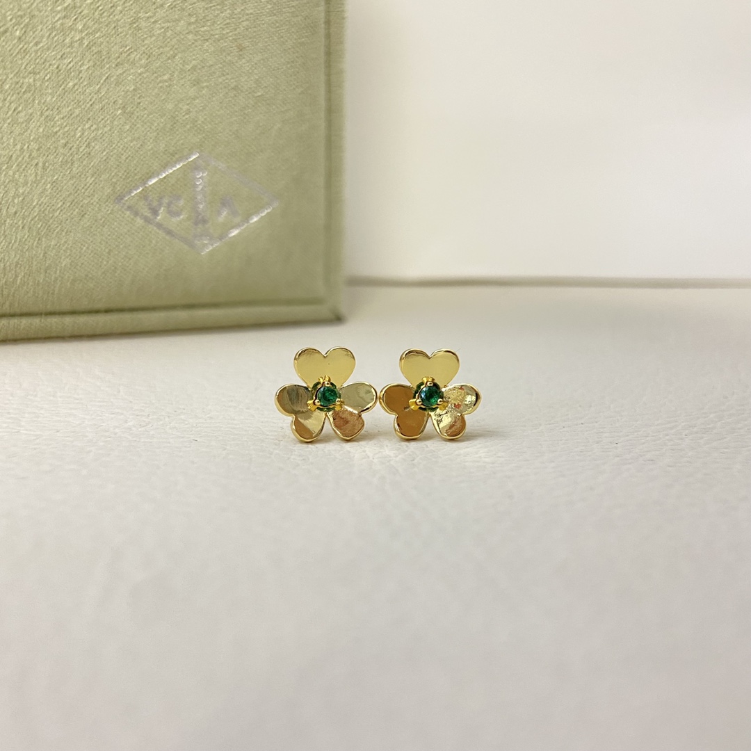 梵克雅宝耳钉 新品绿主钻 红主钻三叶草耳钉 编号：BFM050.30250
