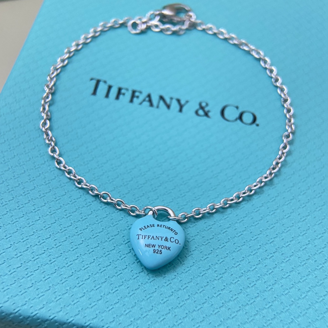 👑蒂芙尼项链 新品珐琅爱心手链 Tiffany以爱与美、罗曼蒂克与梦想为题