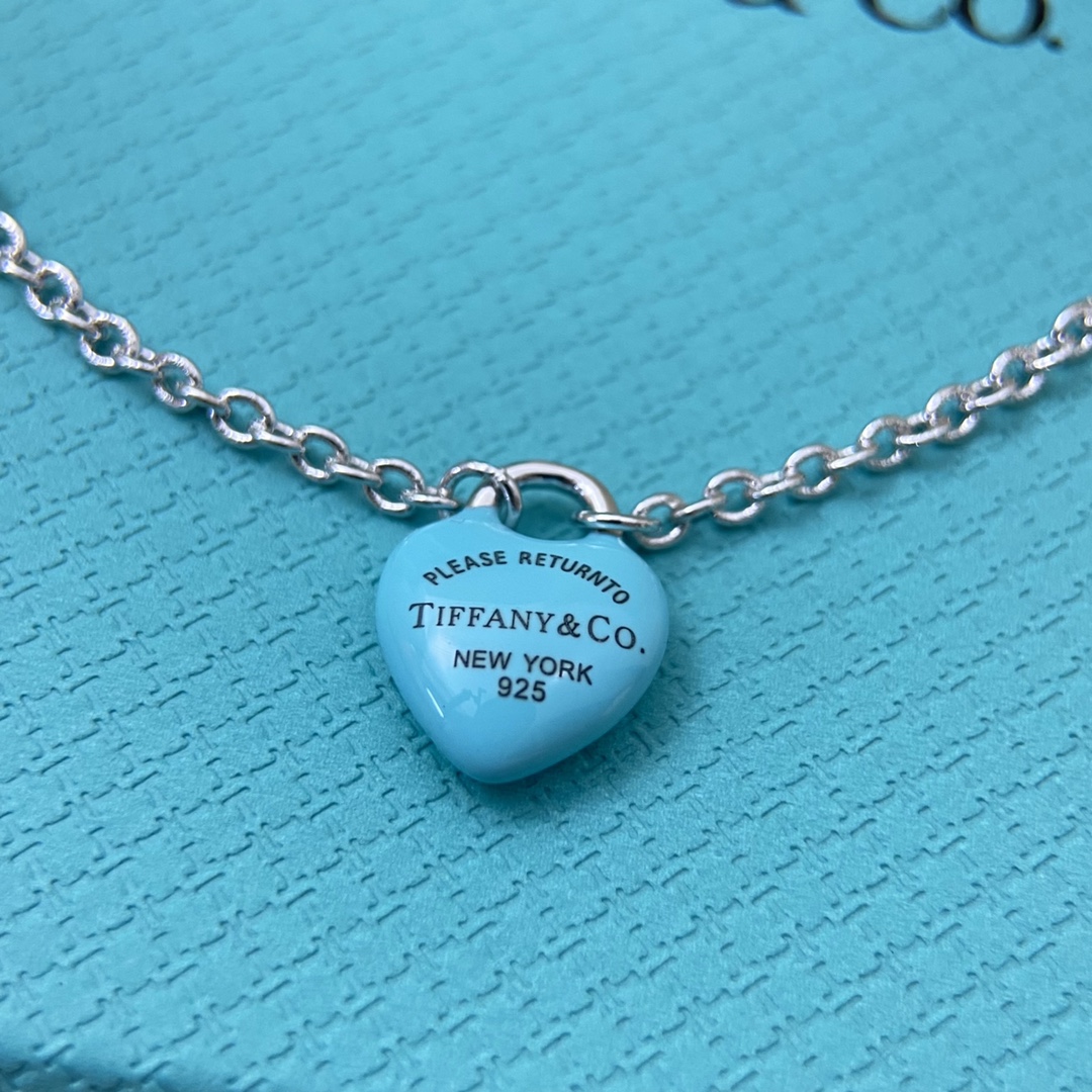 👑蒂芙尼项链 新品珐琅爱心手链 Tiffany以爱与美、罗曼蒂克与梦想为题