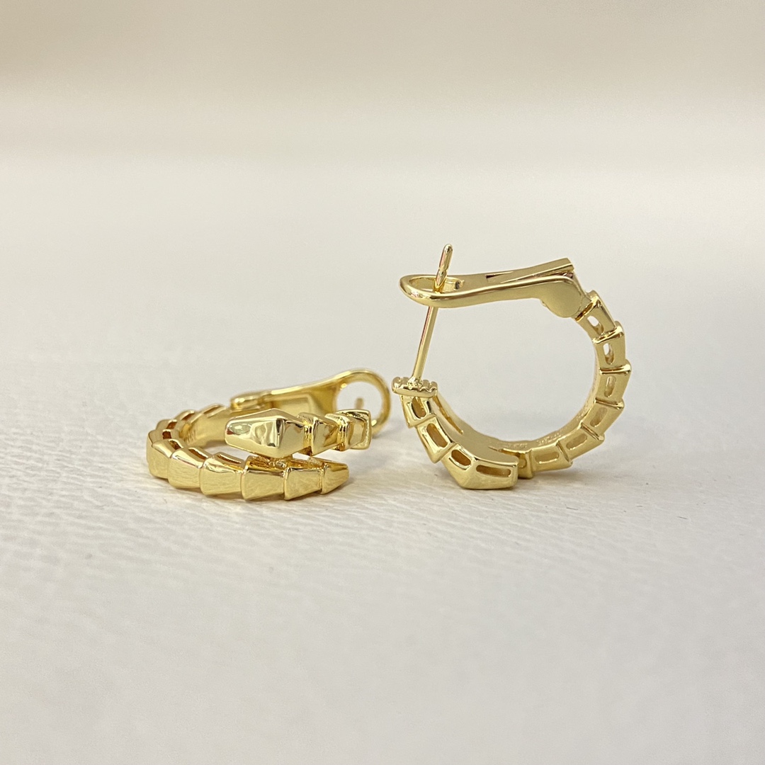 👑Bvlgari新品 宝格丽 SerPenti蛇系列 光面蛇 耳钉 精选德国材质电镀18k金 超高品质 