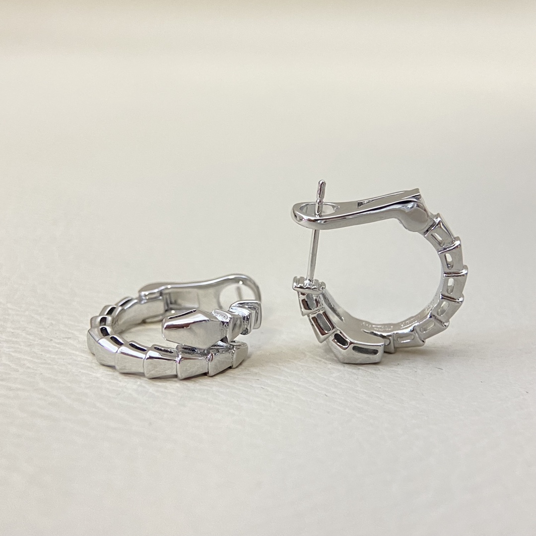 👑Bvlgari新品 宝格丽 SerPenti蛇系列 光面蛇 耳钉 精选德国材质电镀18k金 超高品质 