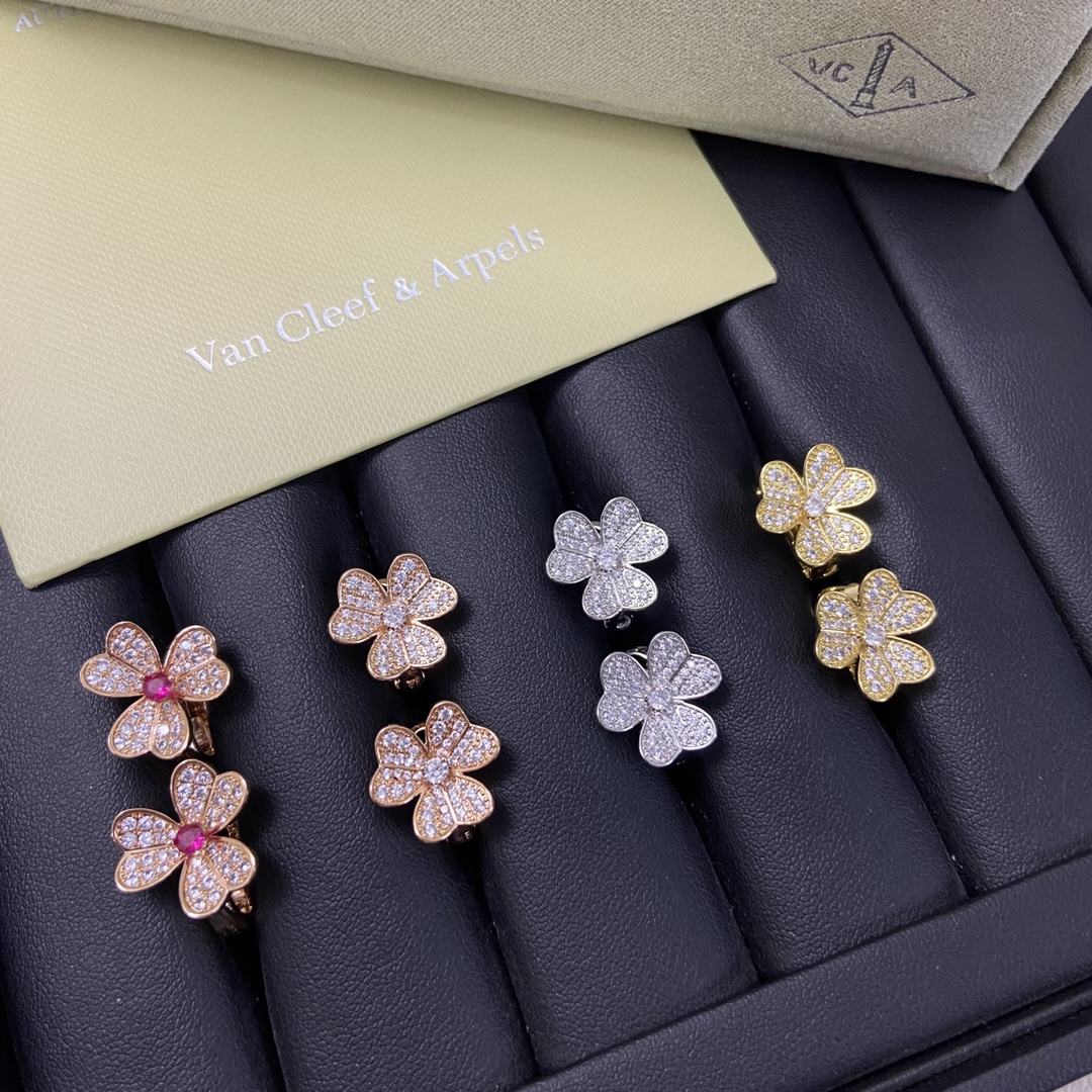 NO:386048,Van Cleef & Arpels new three-flowered ears shot, spot high-end jewelry, van cleef19860909梵克雅宝耳拍 新款三花满钻耳拍 现货高版本,饰品精品,van cleef,Jewelry