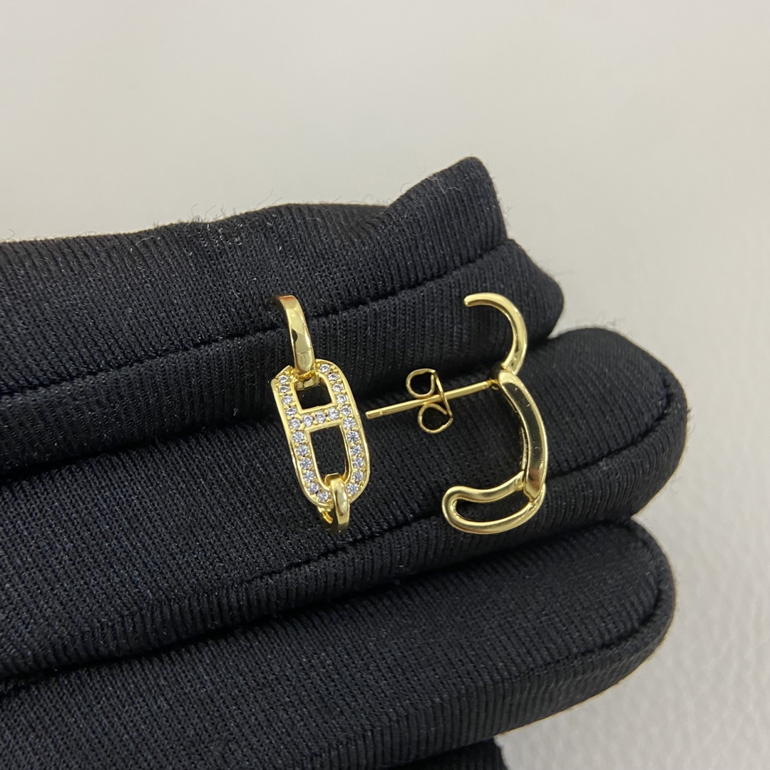 Hermès 爱马仕耳钉 AMEDL0004-040新品镶钻猪鼻子耳环