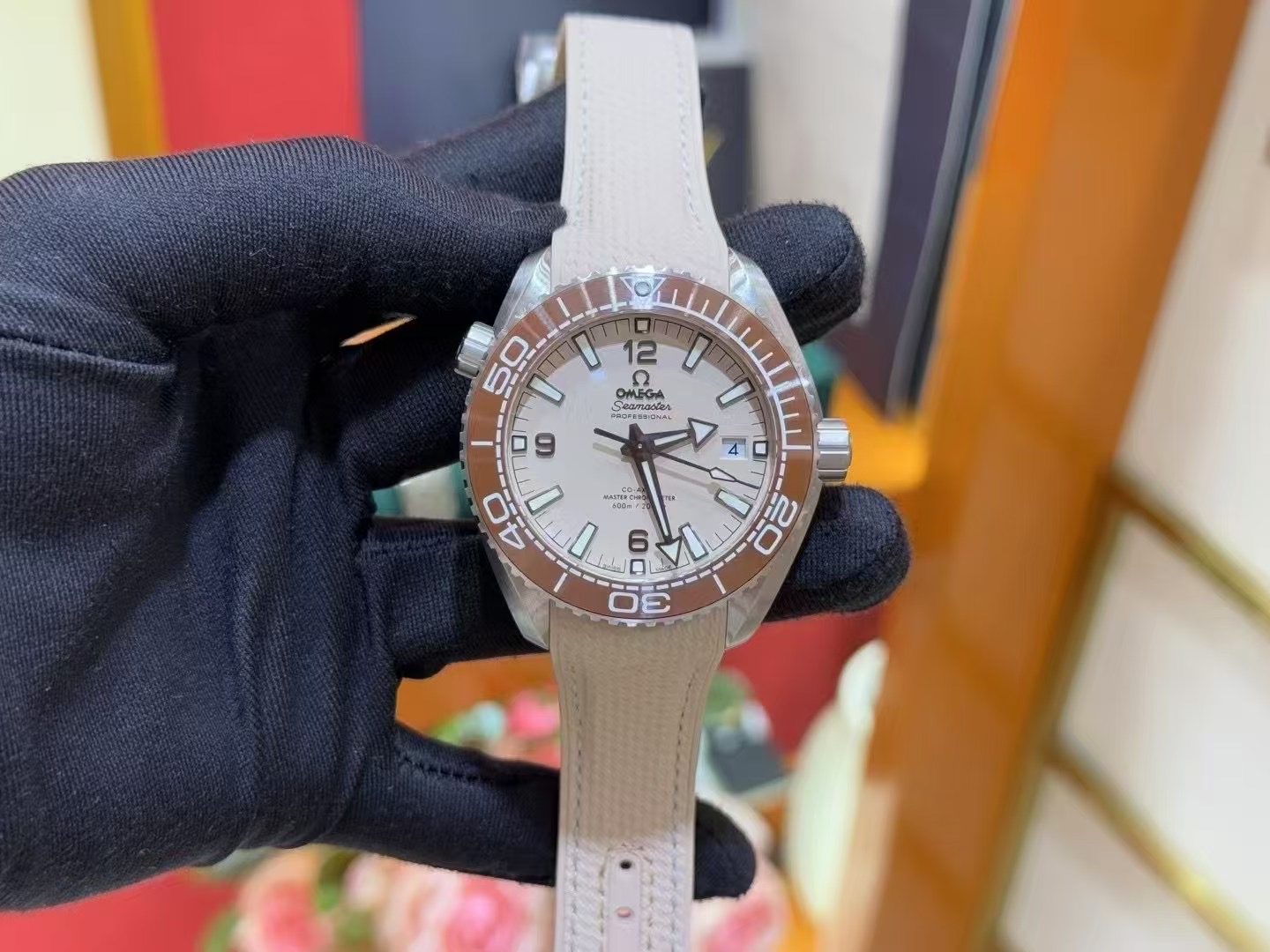 NO:392187,Omega Seamaster Limited Edition Khaki, beautiful color, full of high-end experience, omega19860909欧米茄海马限量版卡其色 好美色号 上手高级感满满,,omega,Watch