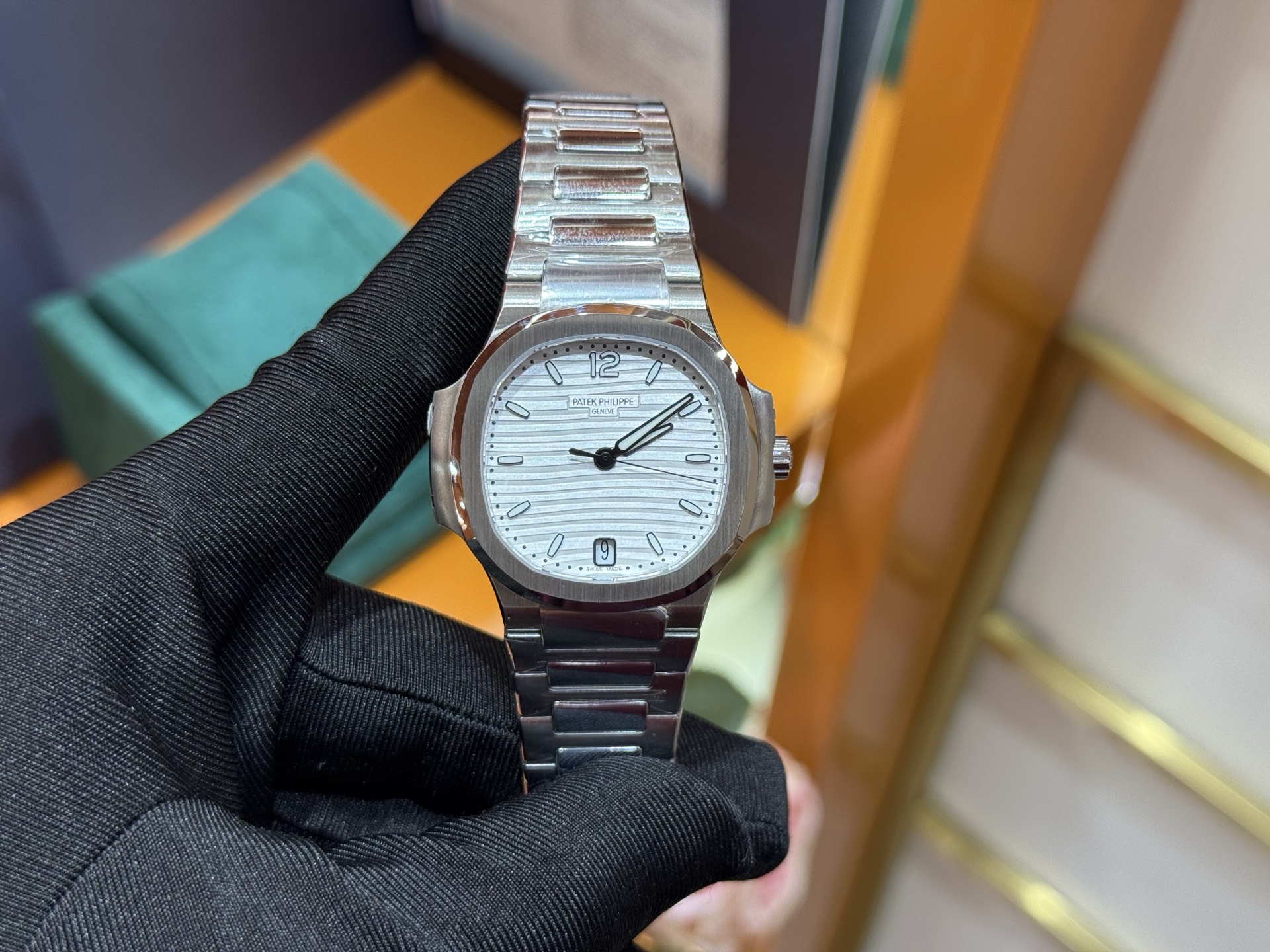 NO:385004,Nautilus Snow Mountain White,19860909鹦鹉螺 雪山白,,Watch