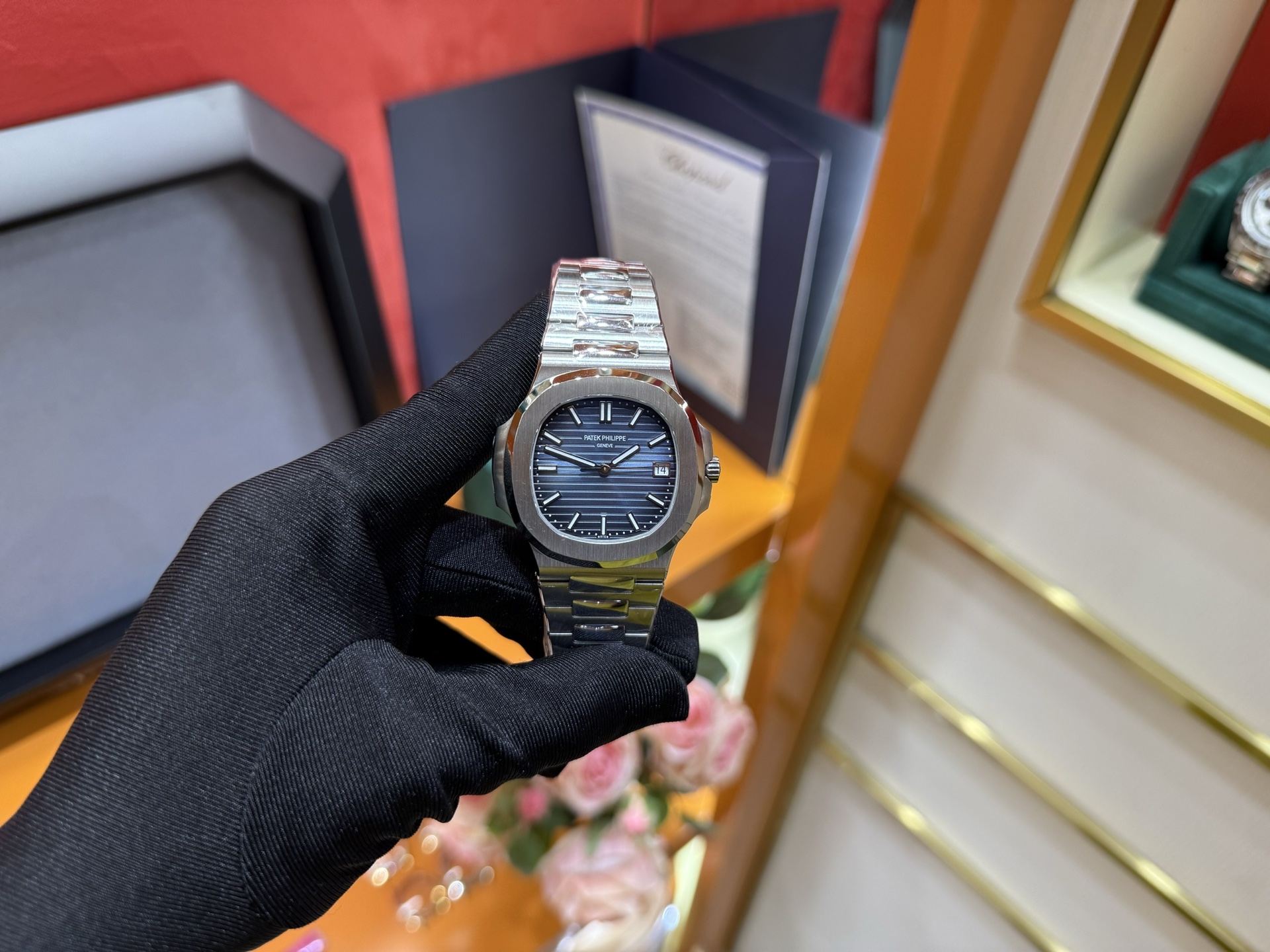 NO:385099,Nautilus 5811 The most handsome blue and gray plate,19860909鹦鹉螺5811 最帅蓝灰盘,,Watch