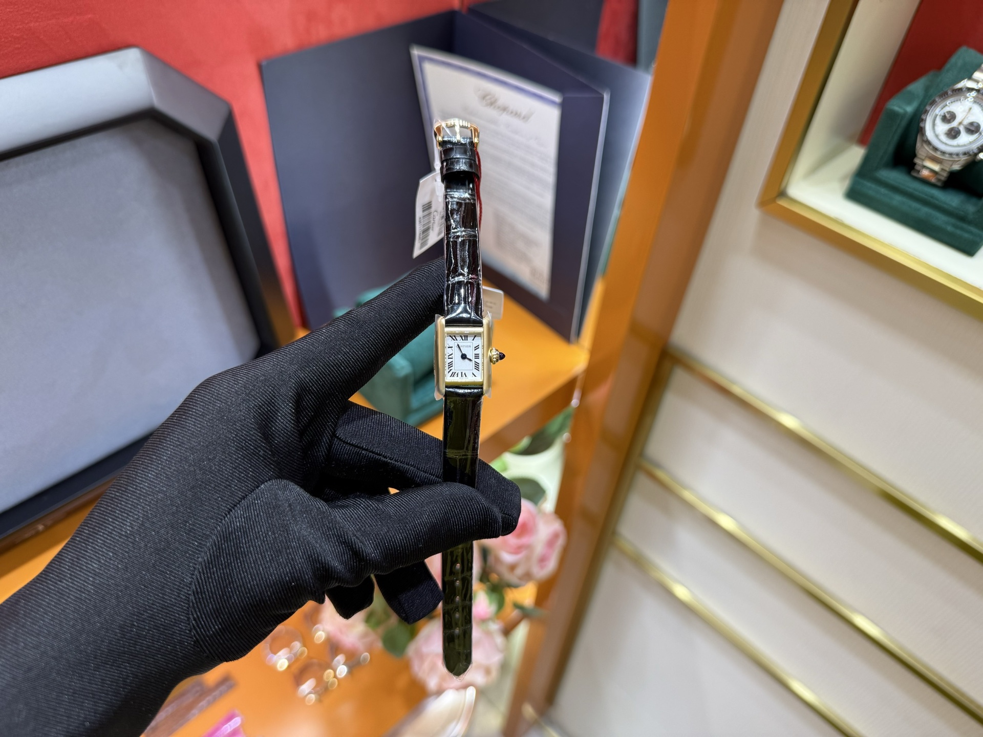 NO:385034,Beautiful small tank. The gospel of love for the small dial is here. Super beautiful. Retro mini tank.19860909绝美小坦克 喜欢小表盘的福音来了 超级美腻 复古mini小坦克,,Watch