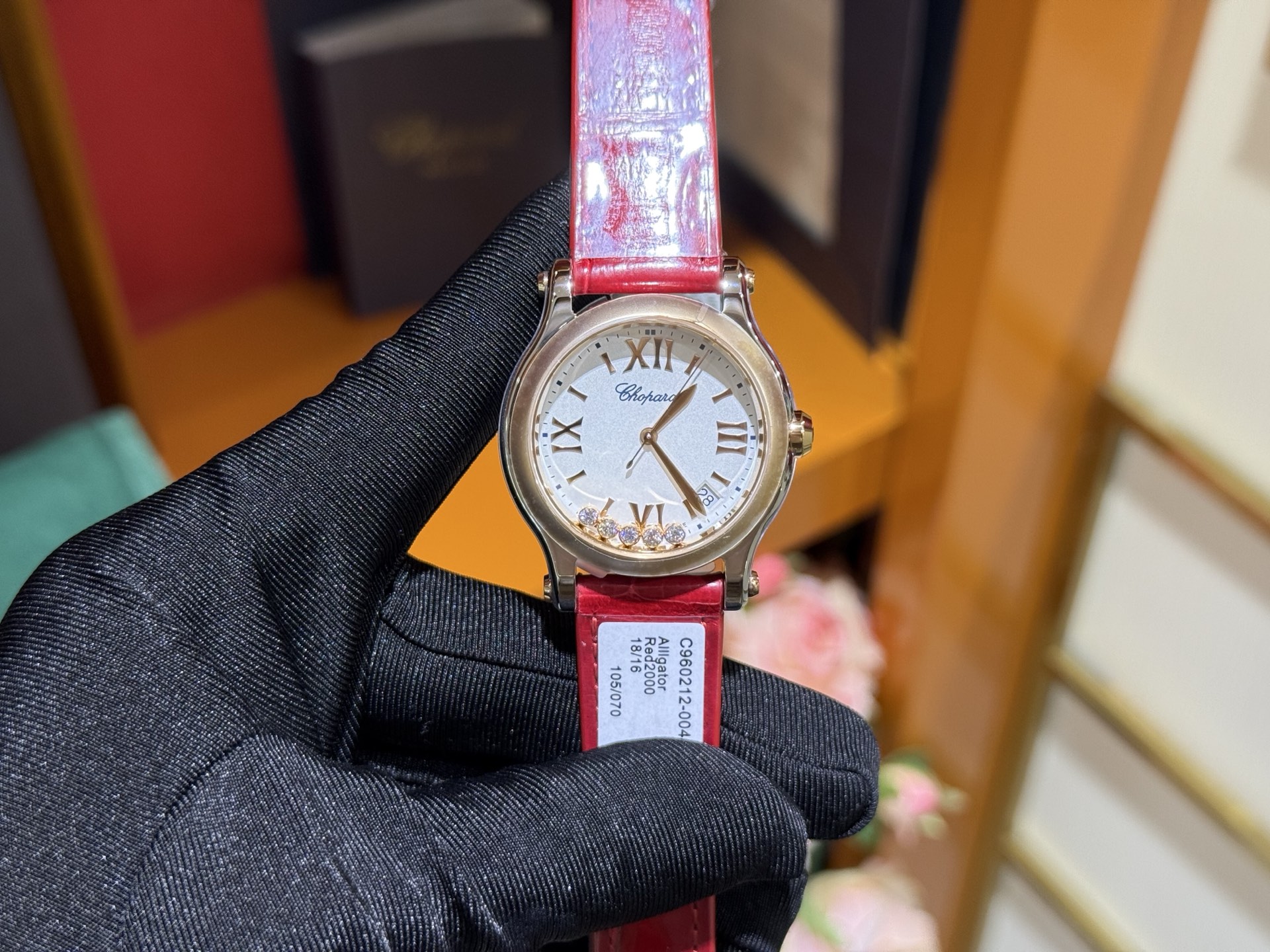 NO:617806,Dancing Chopard Happy Diamond 36mm imported Swiss quartz movement with American crocodile skin belt,chopard,crocodile skin19860909会跳舞的萧邦快乐钻 36mm 进口瑞士石英机芯 搭配美洲鳄鱼皮皮带,,chopard,crocodile skin,Watch