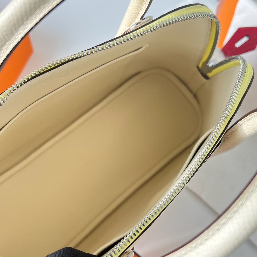 Hermès Bolide 25cm Epsom Leather Handbag - Crème White with Silver Hardware 8 i1700033796 9218 7
