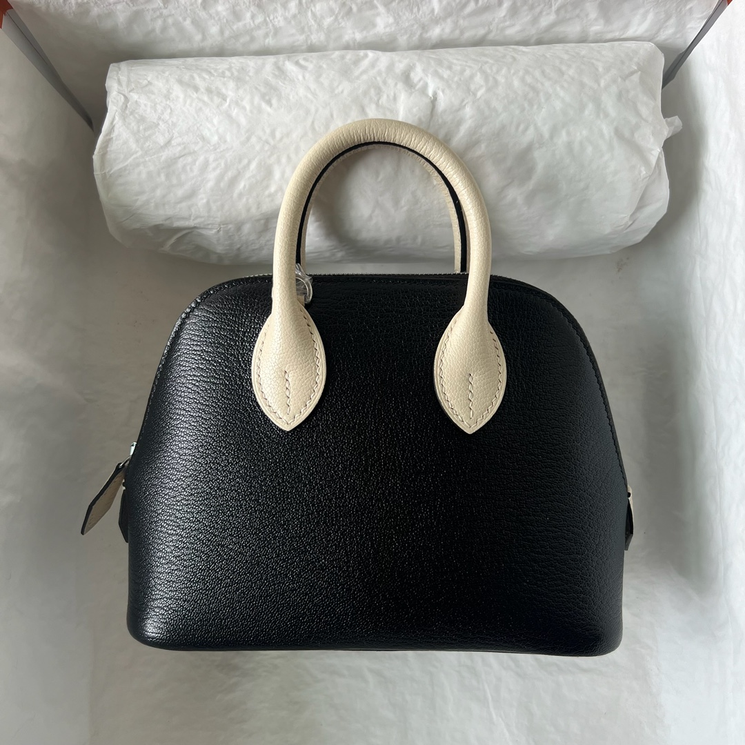 Hermès Hermes entry MiniBolide 20cm Chevre imported goatskin Ck89 black/Ck10 milkshake white silver buckle first-class craftsmanship wax stitchin