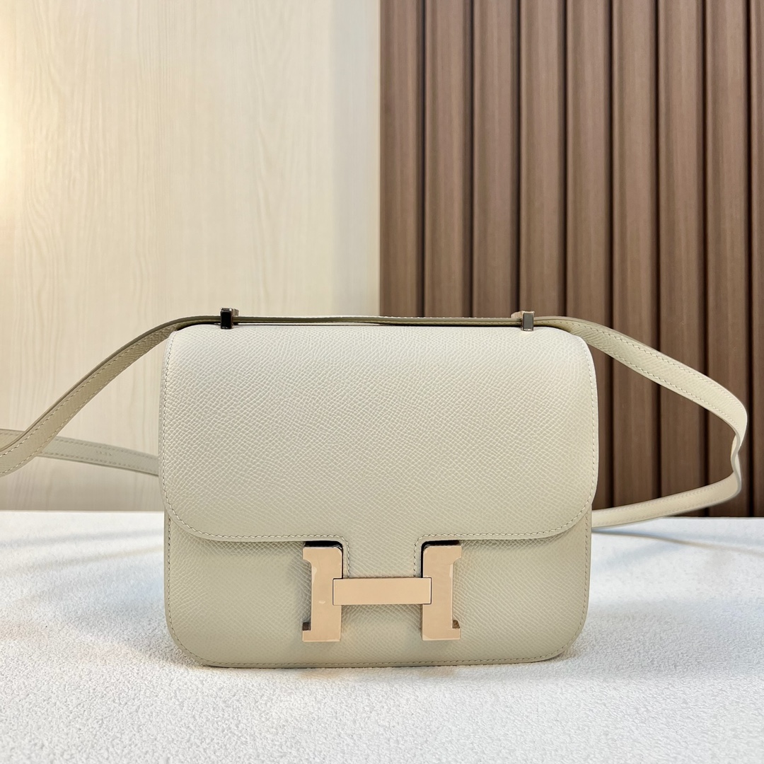 NO:919418,Constance 19cm Esom Ck10 milkshake white rose gold buckle first-class craftsmanship wax thread sewing RGhw Stock, Hermes, hermes, Hermes,19860909Constance 19cm Esom Ck10奶昔白 玫瑰金扣 一级工艺 手工蜡线缝 RGhw Stock,爱马仕,hermes,Hermes,,Bag