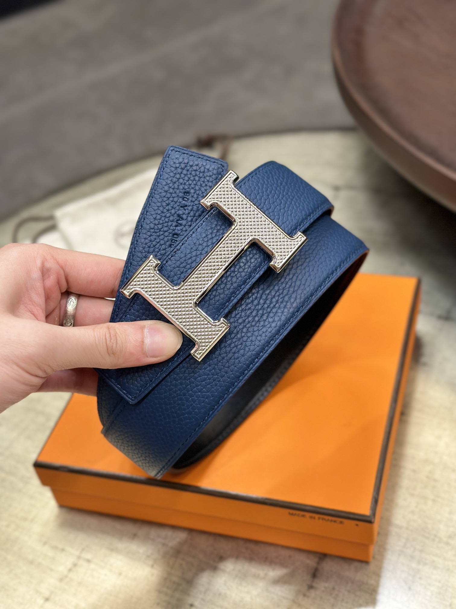HBELTBUCKLE&REVERSIBLELEATHERSTRAMM