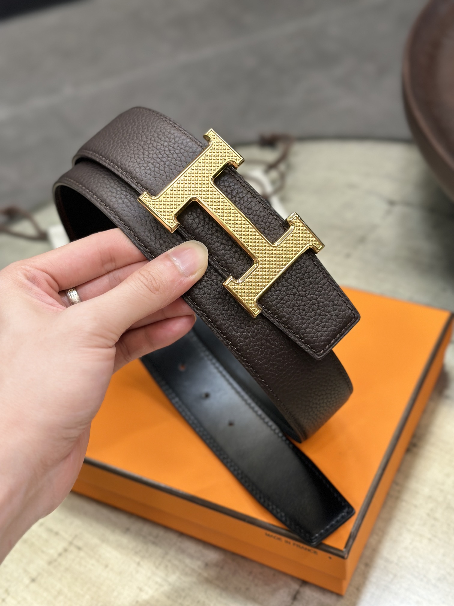 HBELTBUCKLE&REVERSIBLELEATHERSTRAMM