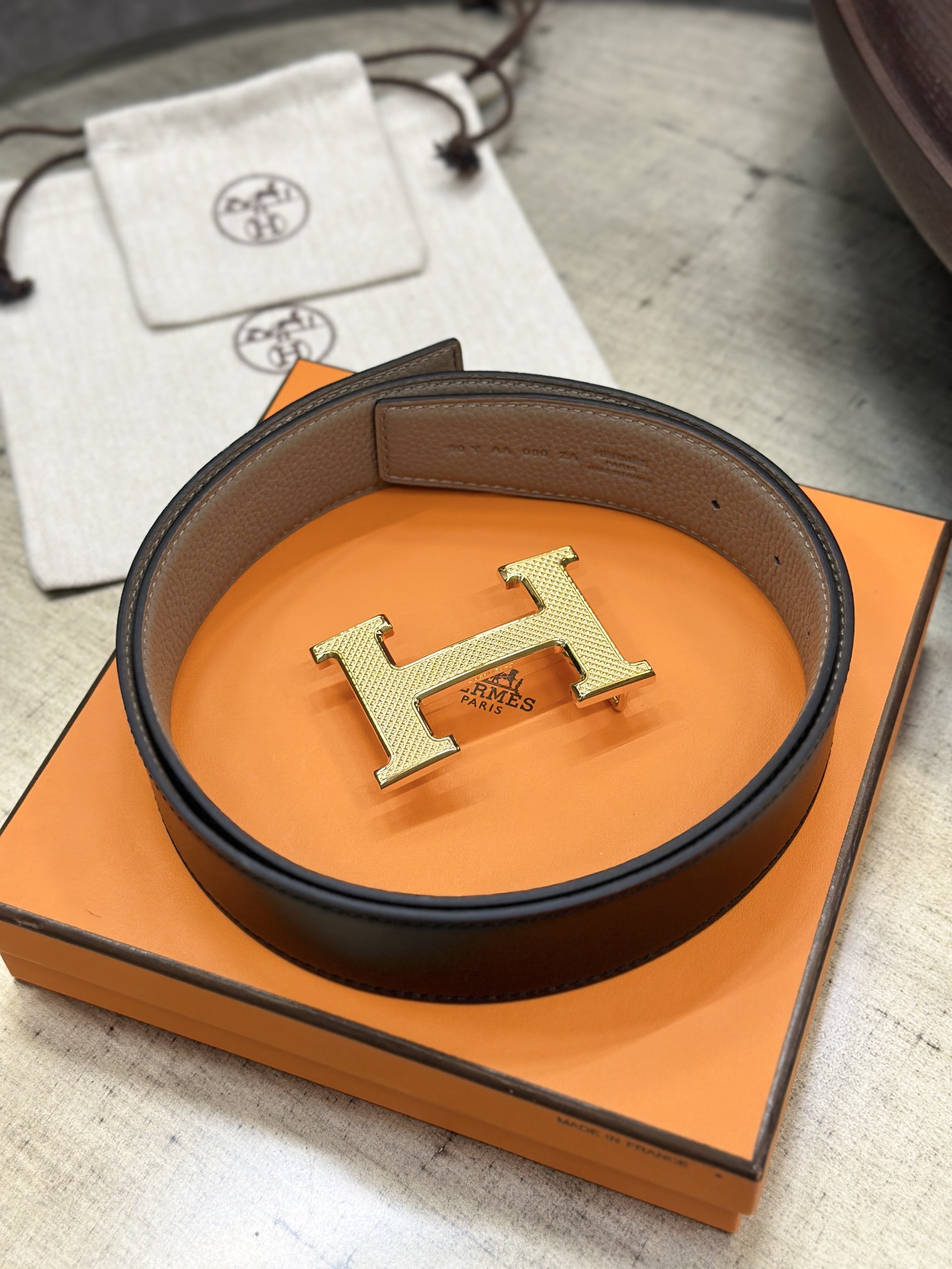 HBELTBUCKLE&REVERSIBLELEATHERSTRAMM