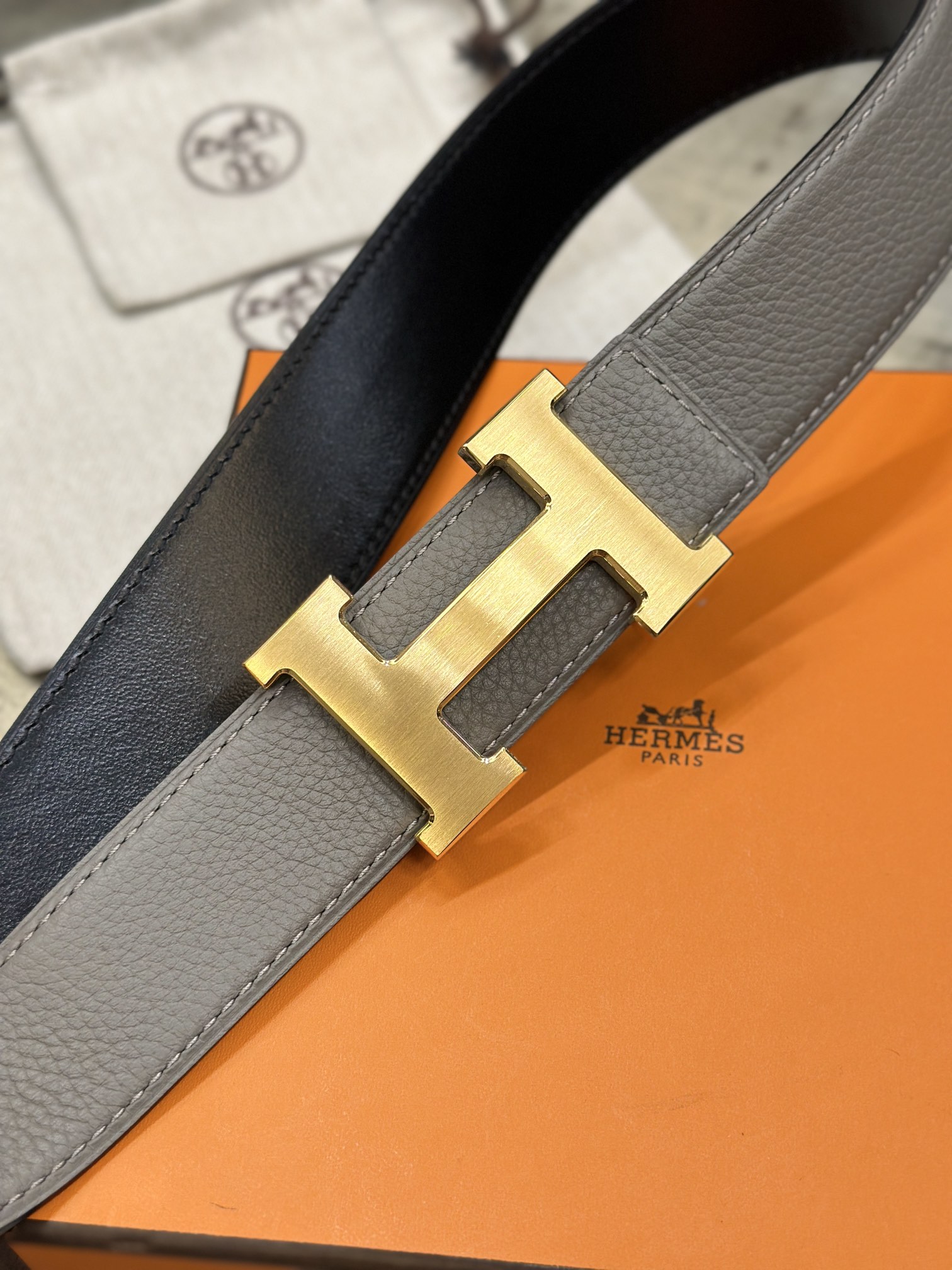 H5382BELTBUCKLE&REVERSIBLELEATHERSTRAMM