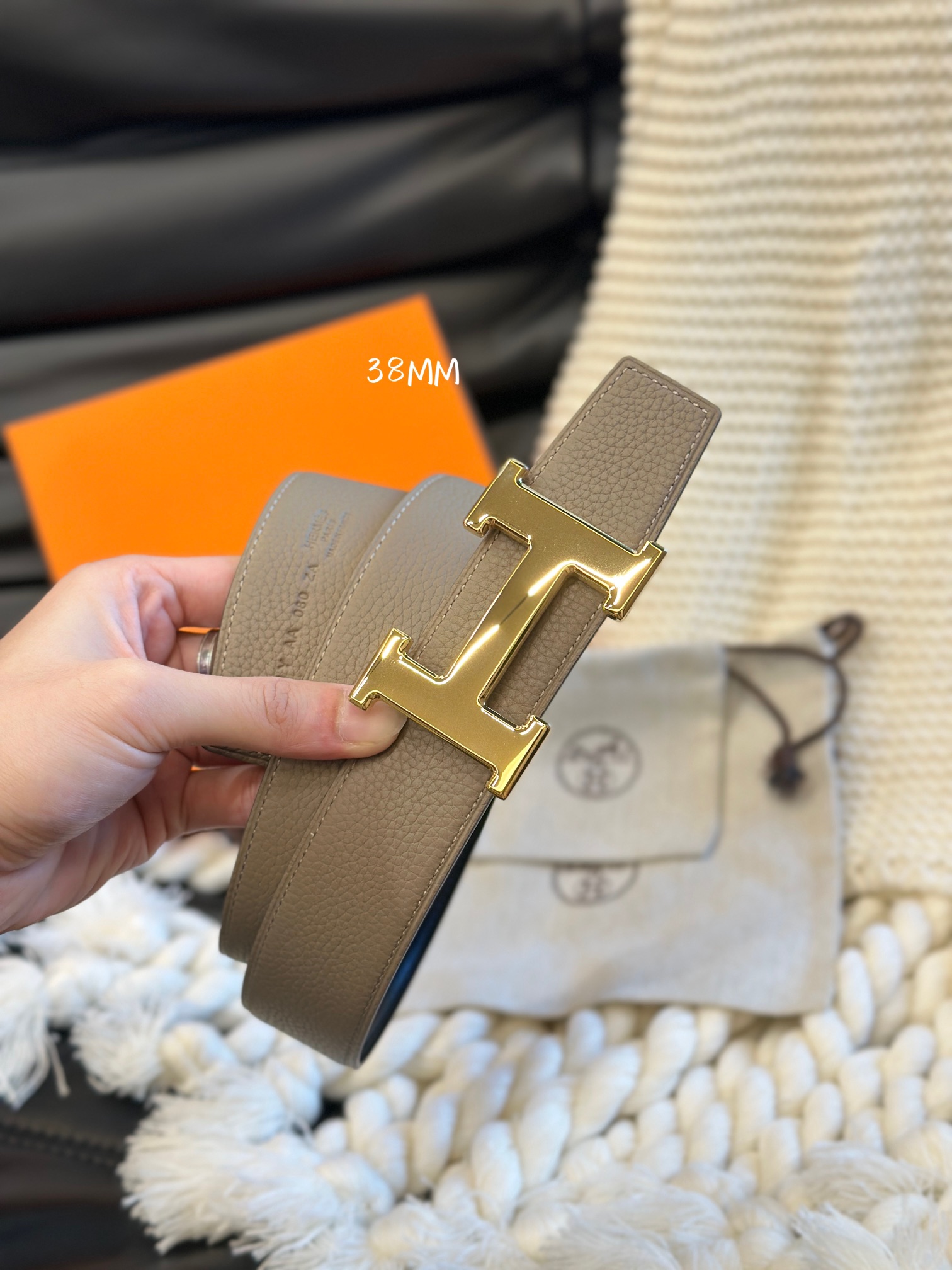 H 5382 BUCKLE & REVERSIBLE LEATHER STRAMM