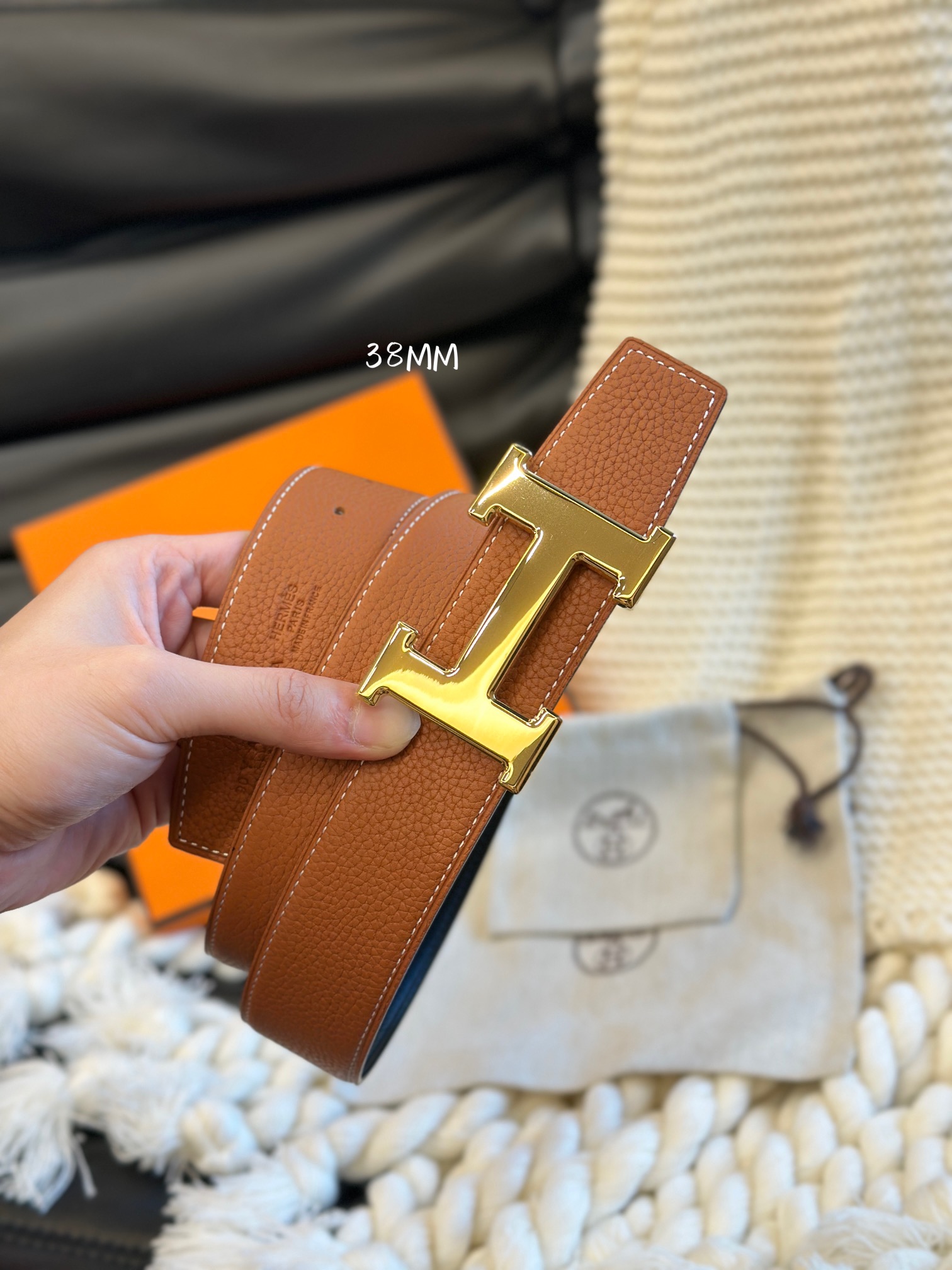 H 5382 BUCKLE & REVERSIBLE LEATHER STRAMM