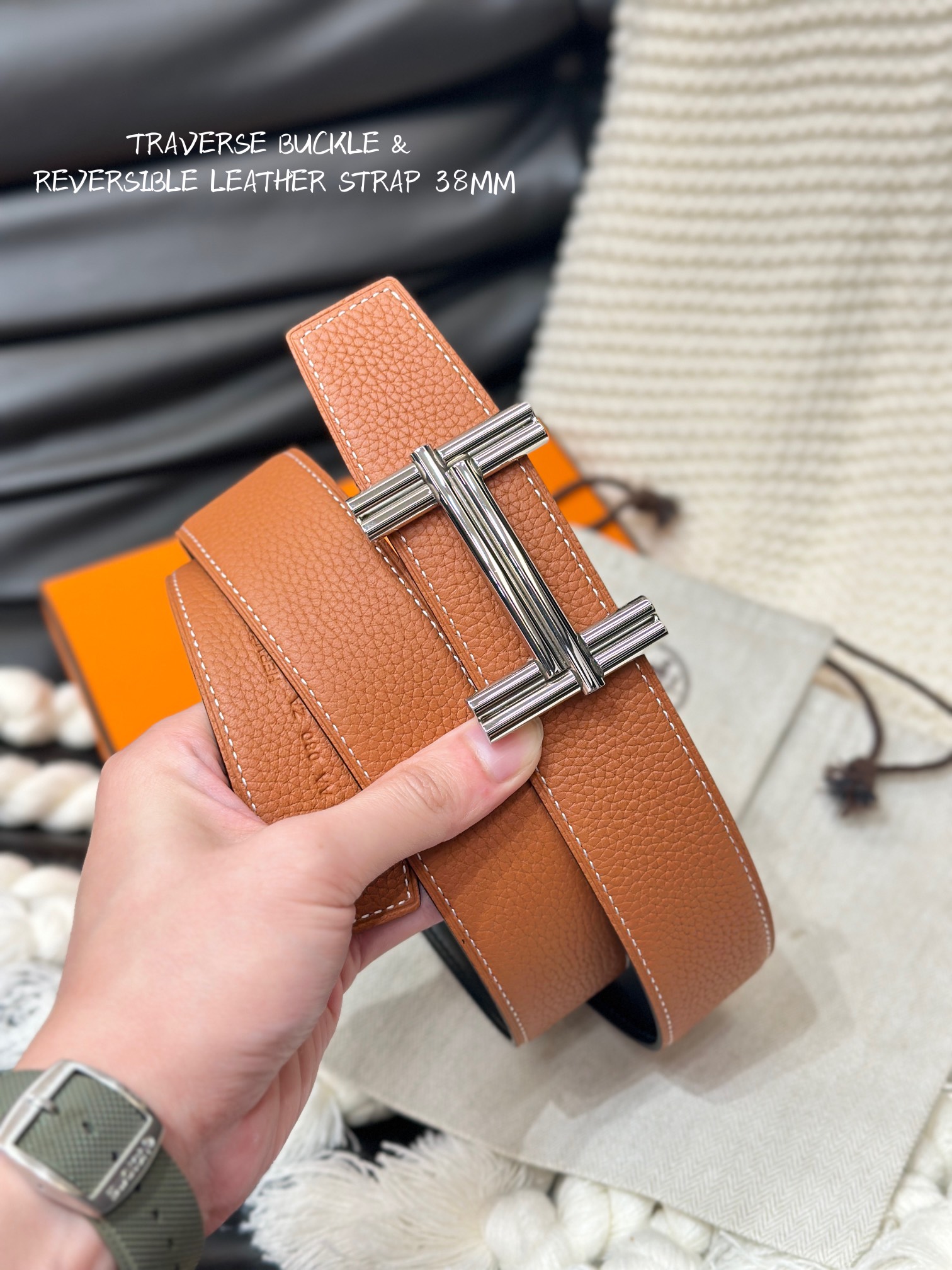 TRAVERSEBELTBUCKLE&REVERSIBLELEATHERSTRAMM