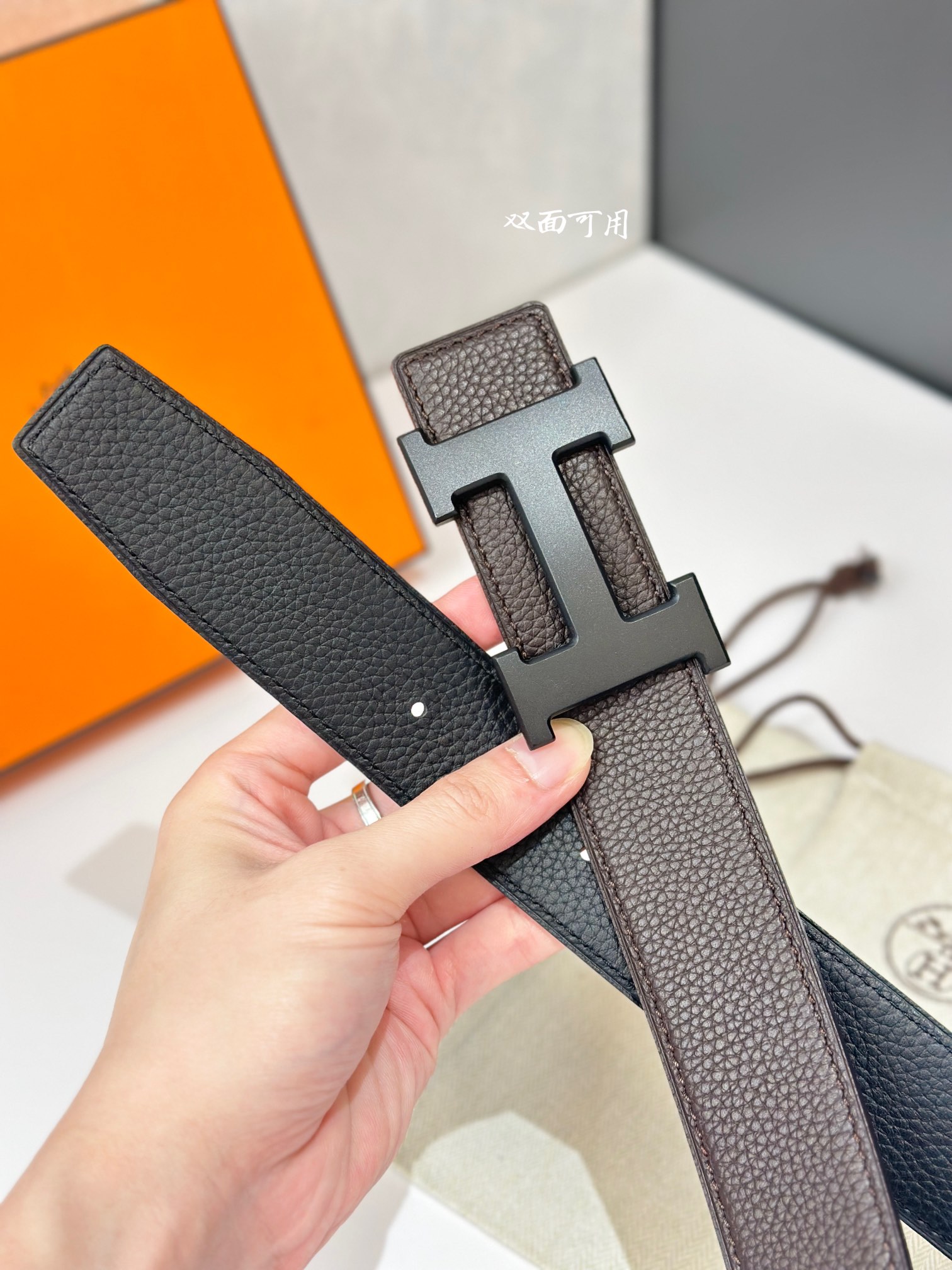 H 5382 BELT BUCKLE & REVERSIBLE LEATHER STRAMM