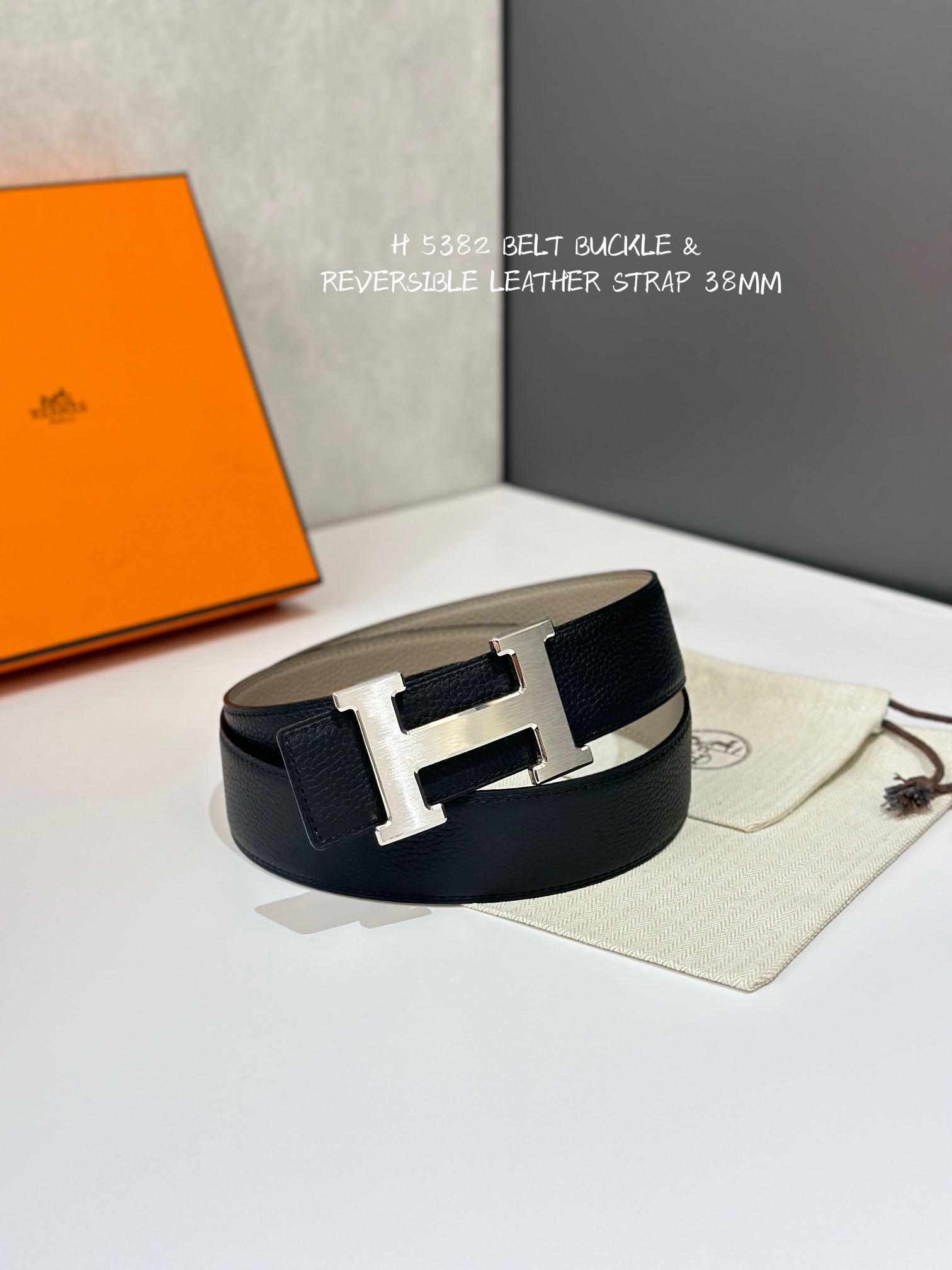 H 5382 BELT BUCKLE & REVERSIBLE LEATHER STRAMM