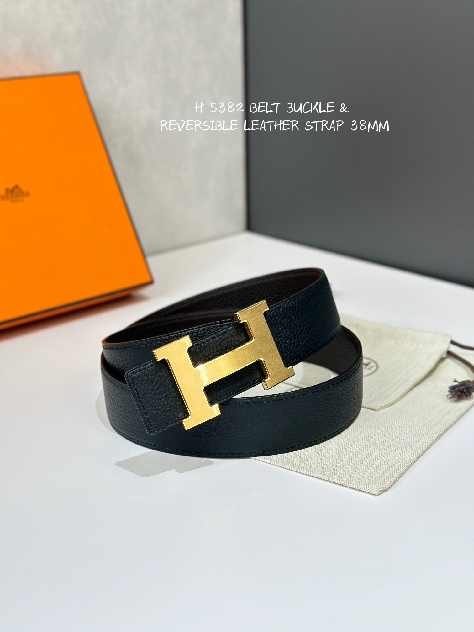 H 5382 BELT BUCKLE & REVERSIBLE LEATHER STRAMM