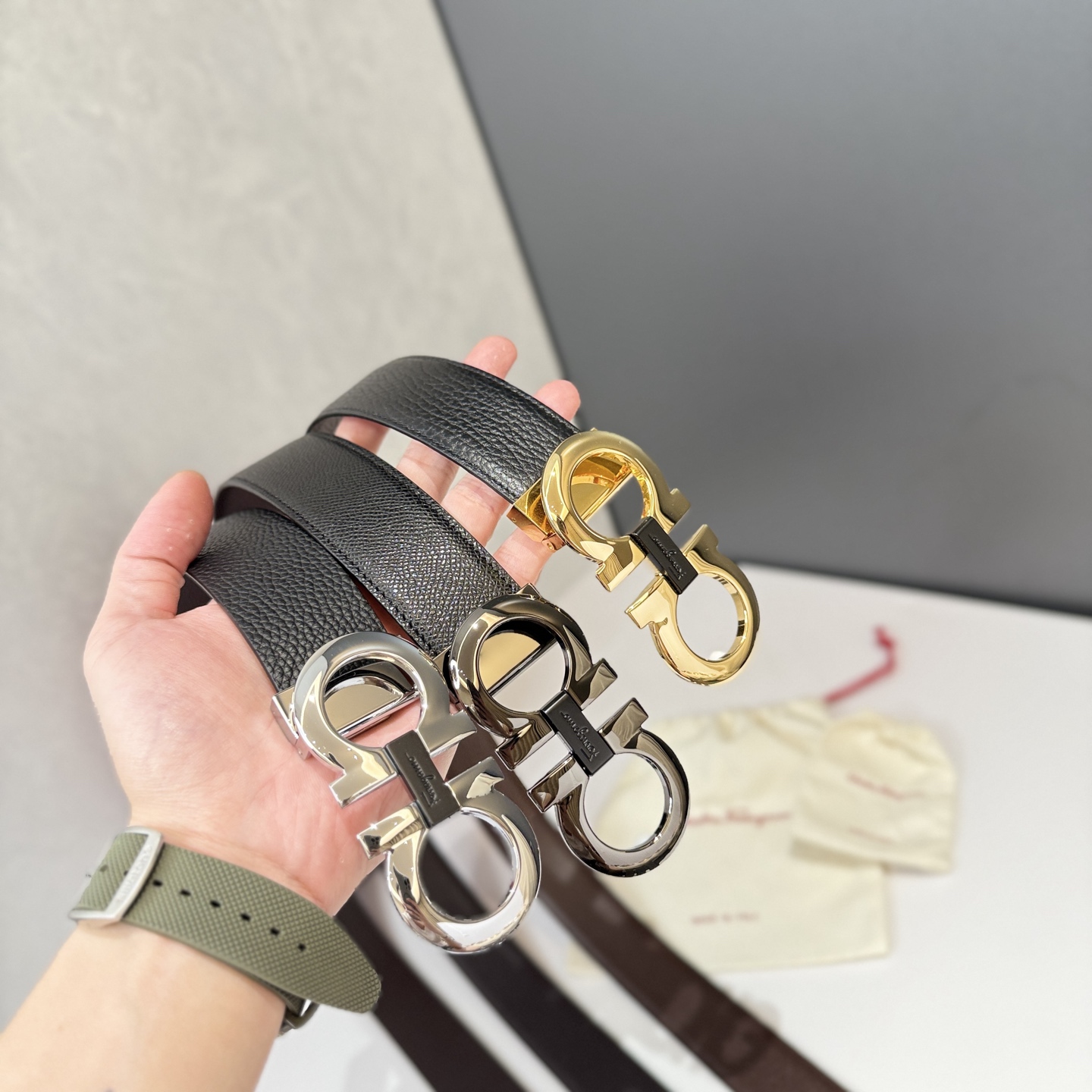 [Ferragamo Belts]Ferragamo Salvatore Ferragamo is an Italian luxury brand Know