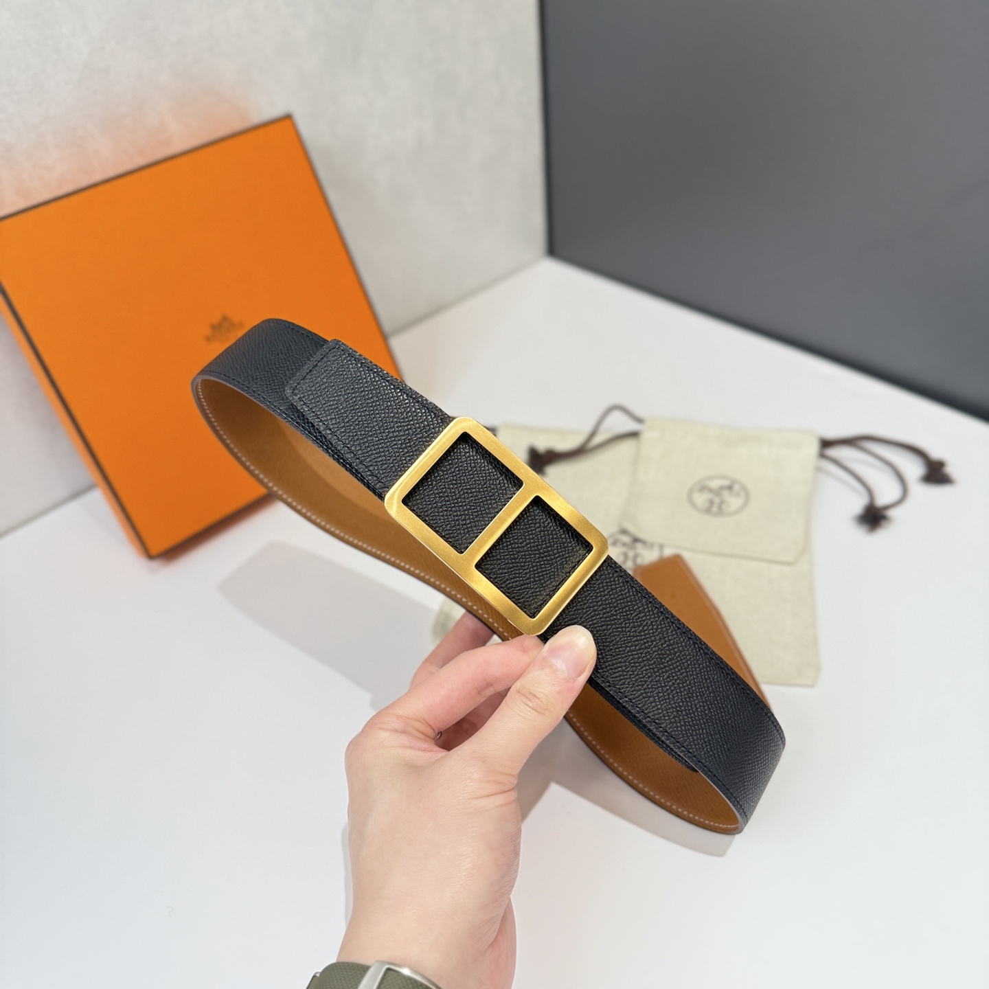 Hermes Men's Belt 38MM – Iconic H Buckle, Premium Leather, Black with Gold Hardware 3 i1740805901823 4486 0 1