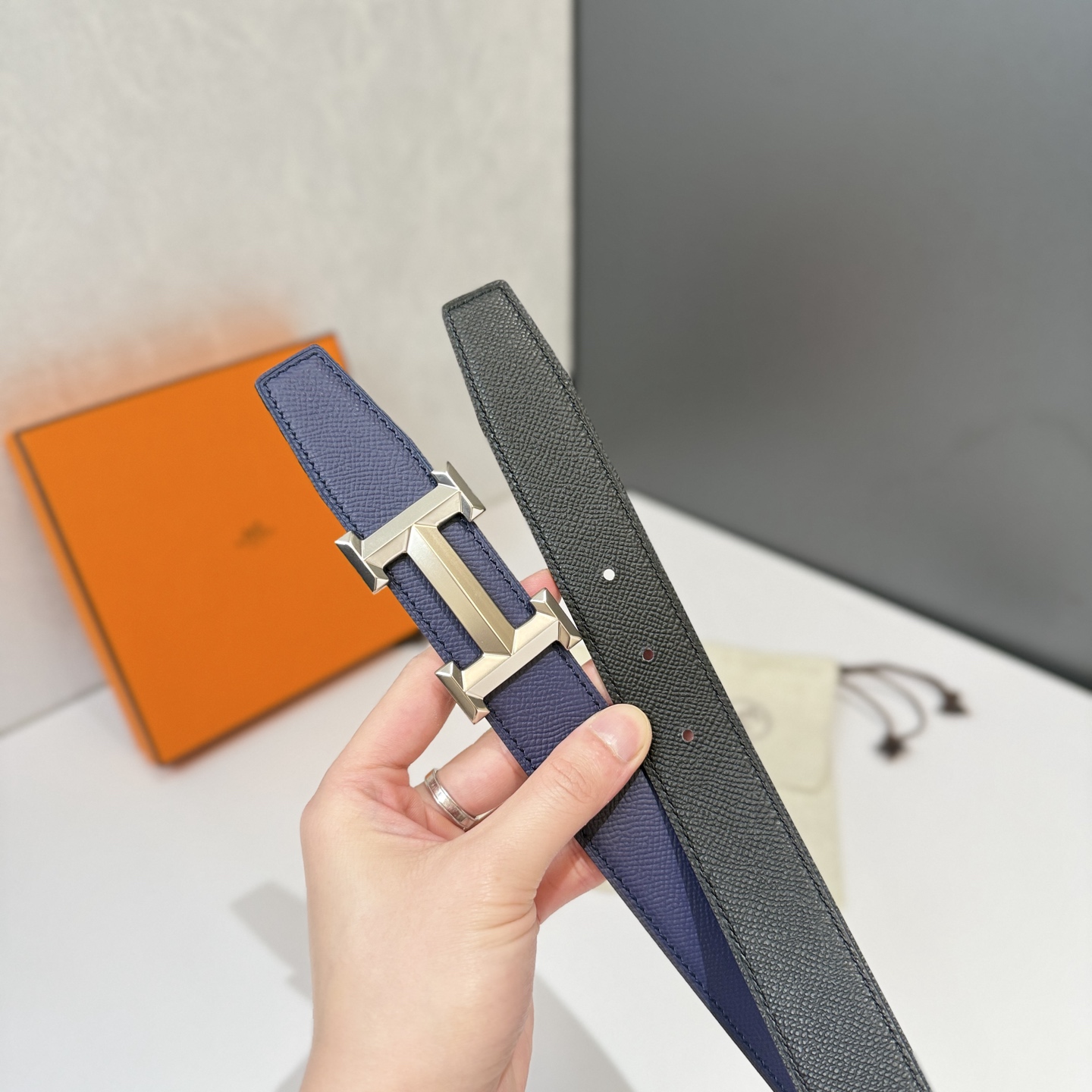 Hermes Men's Belt 32MM - Iconic H Buckle, Premium Leather, Timeless Style 5 i1740977091619 9832 0 3