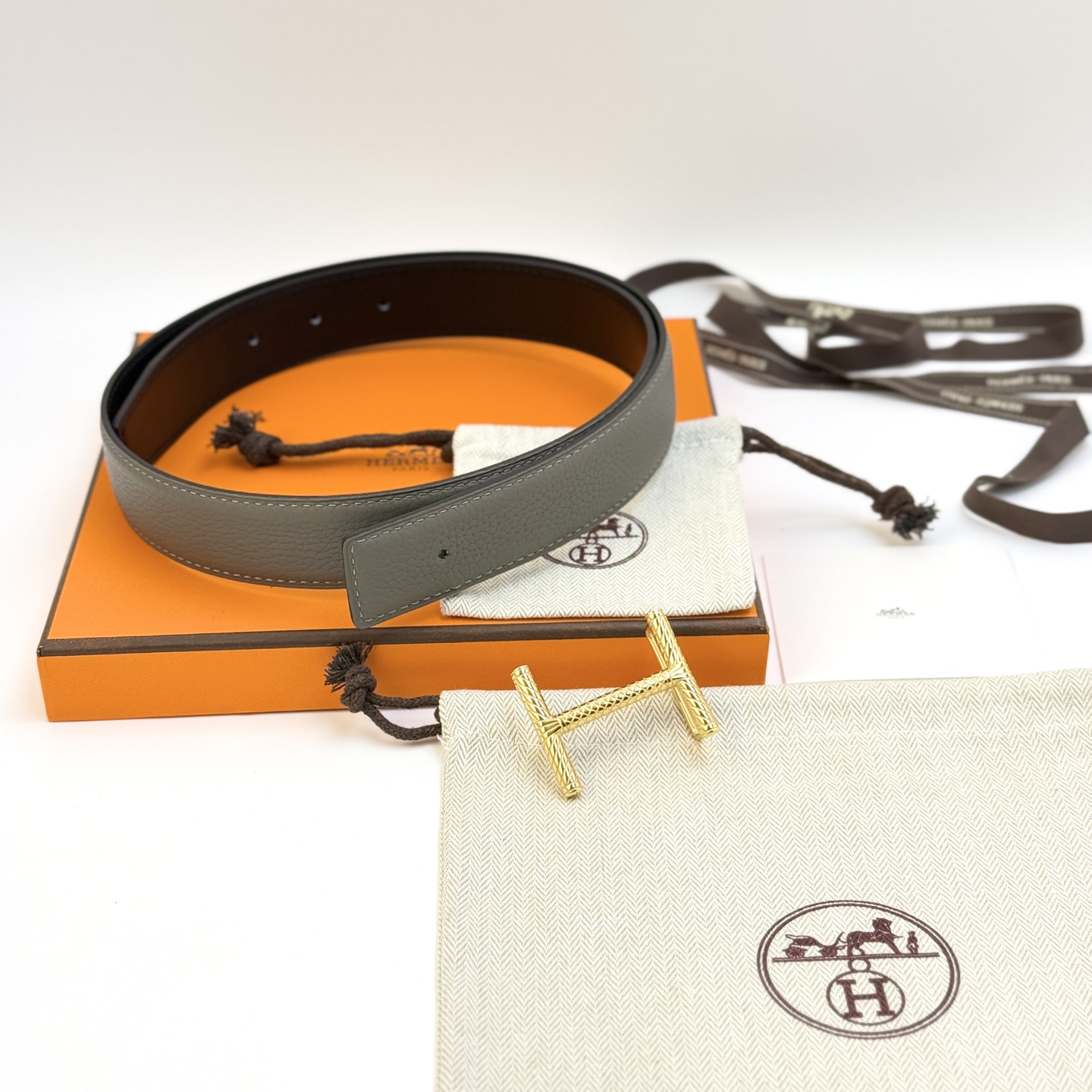 Hermes Togo 32MM H Buckle Reversible Leather Belt for Men 2 i1742705047593 8697 0 5
