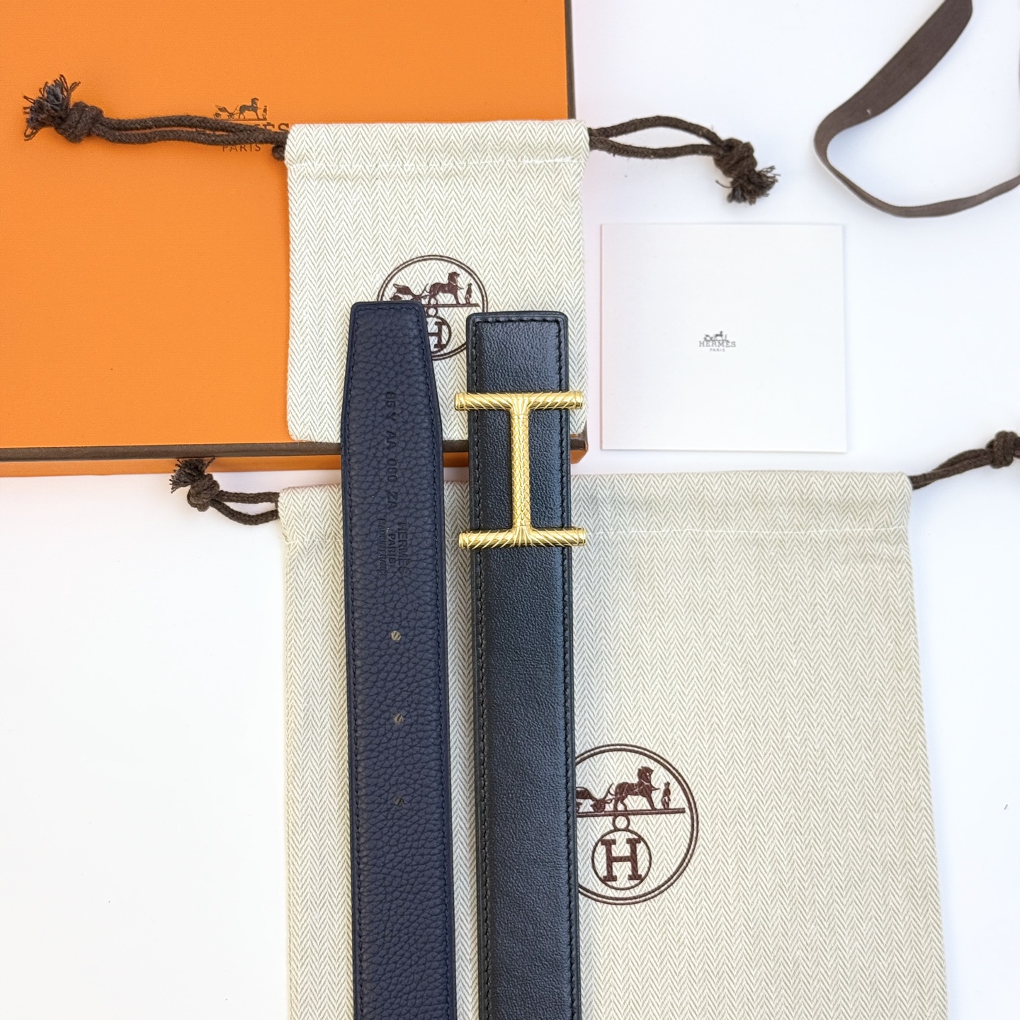 Hermes Men's Belt Togo 32MM - Iconic 'H' Buckle, Premium Leather, Stylish 7 i1742705336883 4695 0 5