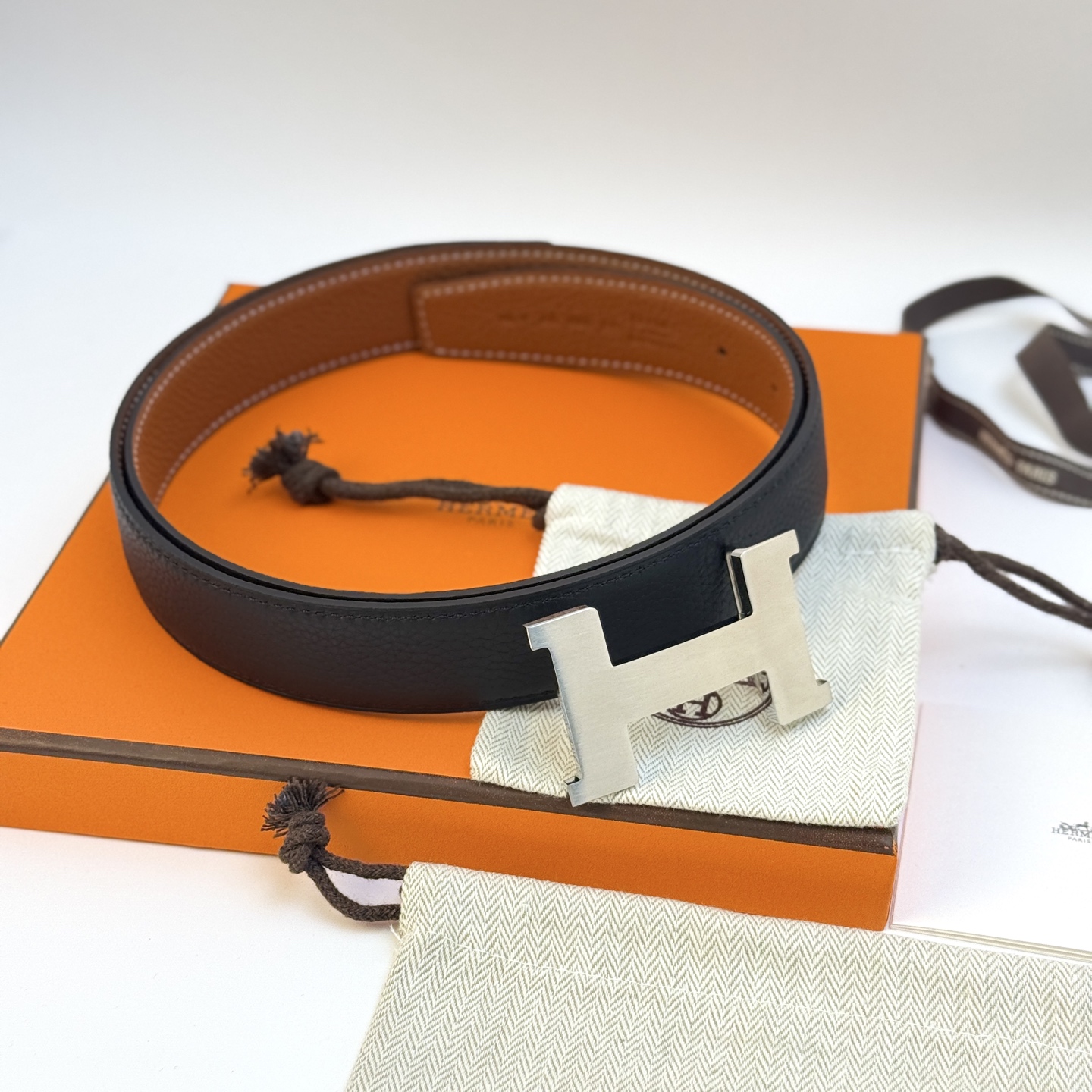 Hermès Constance Reversible Belt Kit 32mm with Palladium H Buckle 4 i1742722999809 5940 0 3