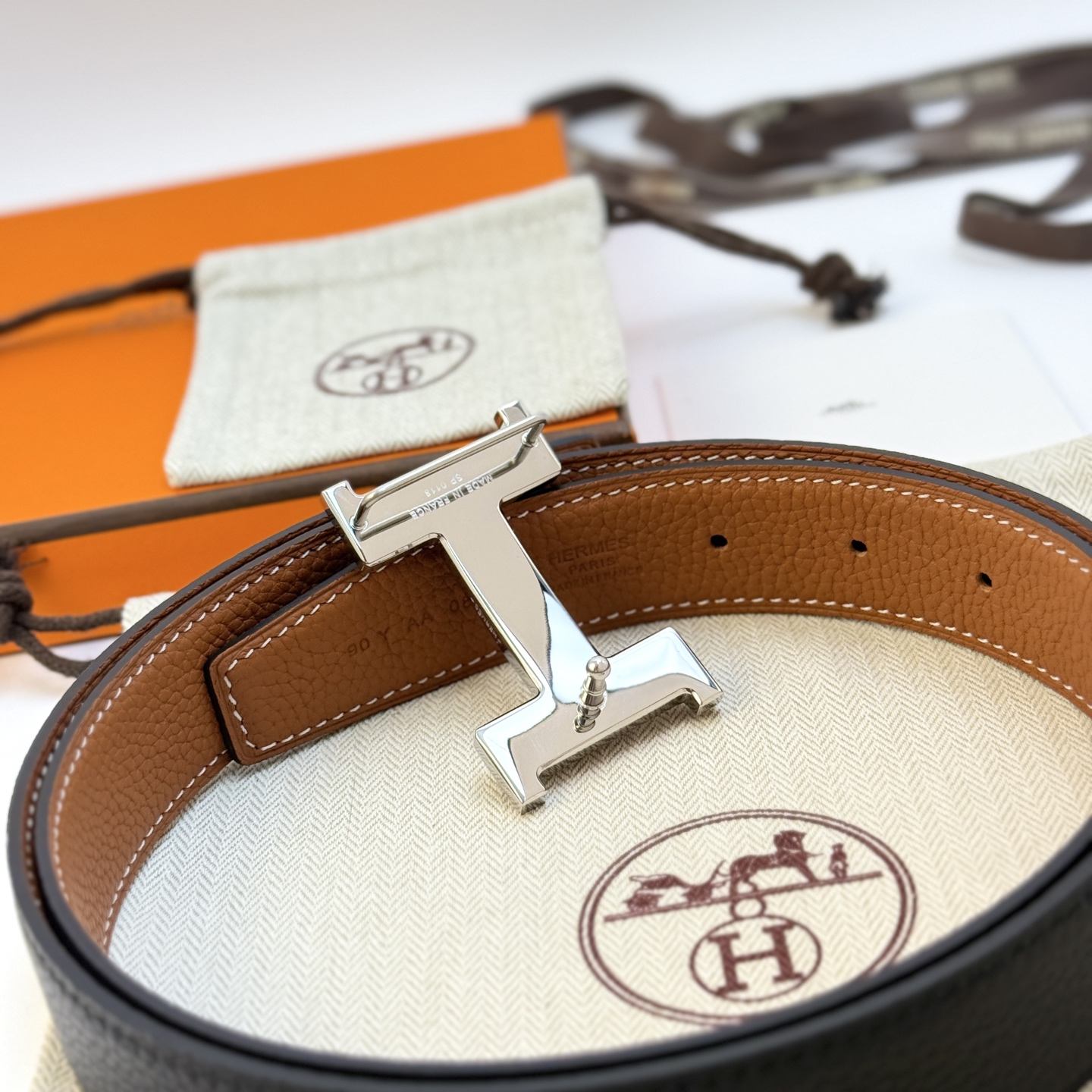 Hermès Constance Reversible Belt Kit 32mm with Palladium H Buckle 8 i1742723039976 2516 0 7