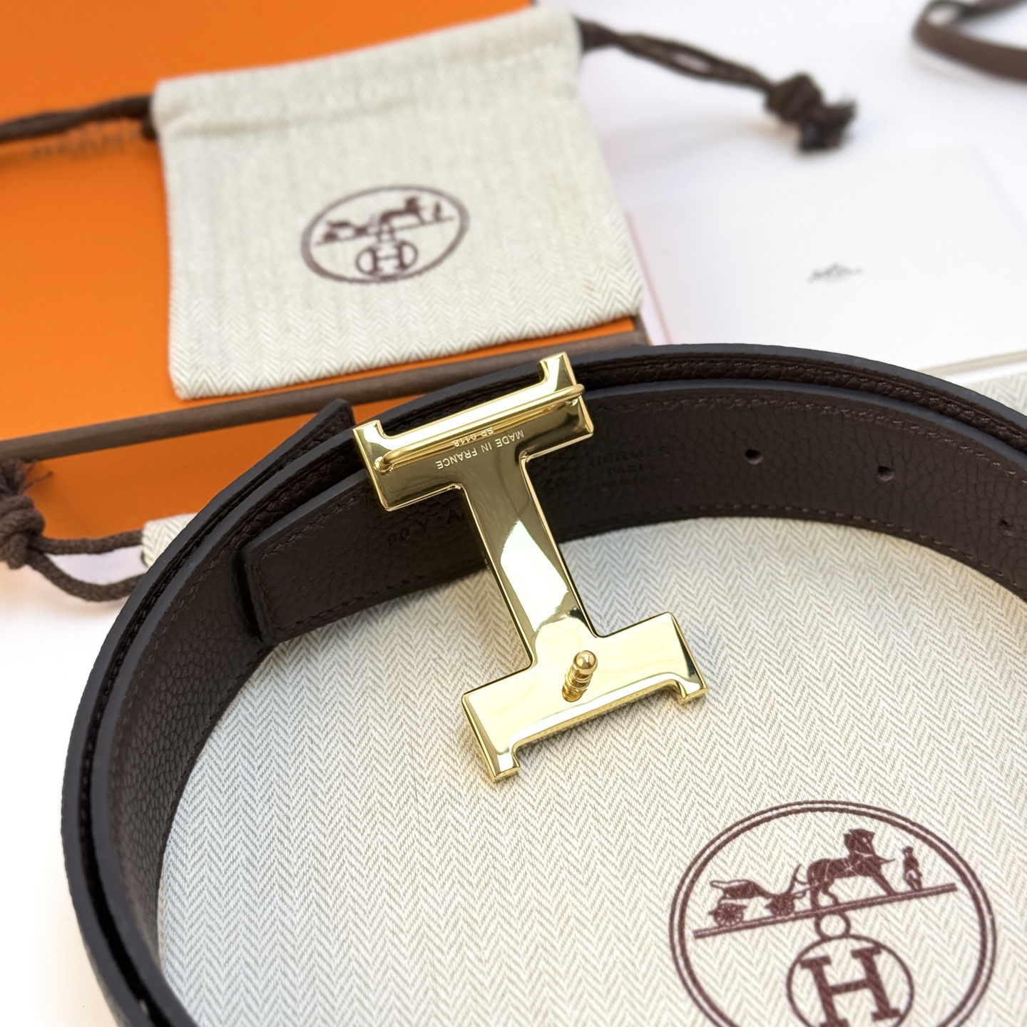 Hermès Constance Belt Togo 32MM with Gold H Buckle, Reversible Leather Strap 8 i1742723052696 9404 0 7