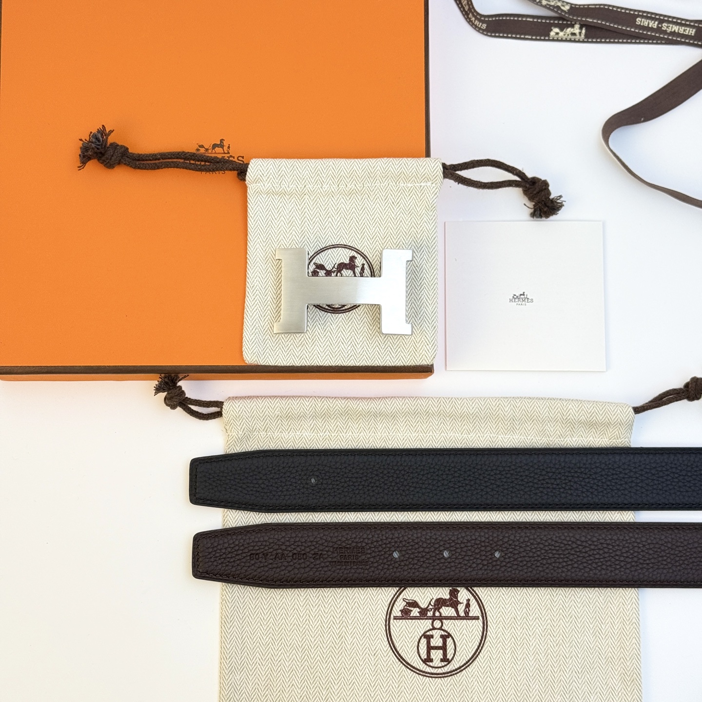 Hermès Constance Belt Togo 32MM with Gold H Buckle, Reversible Leather Strap 2 i1742723052762 6492 0 1