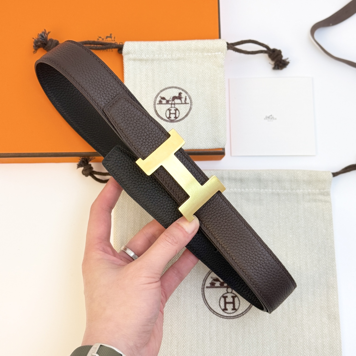 Hermès Constance Belt Togo 32MM with Gold H Buckle, Reversible Leather Strap 7 i1742723054606 4061 0 6