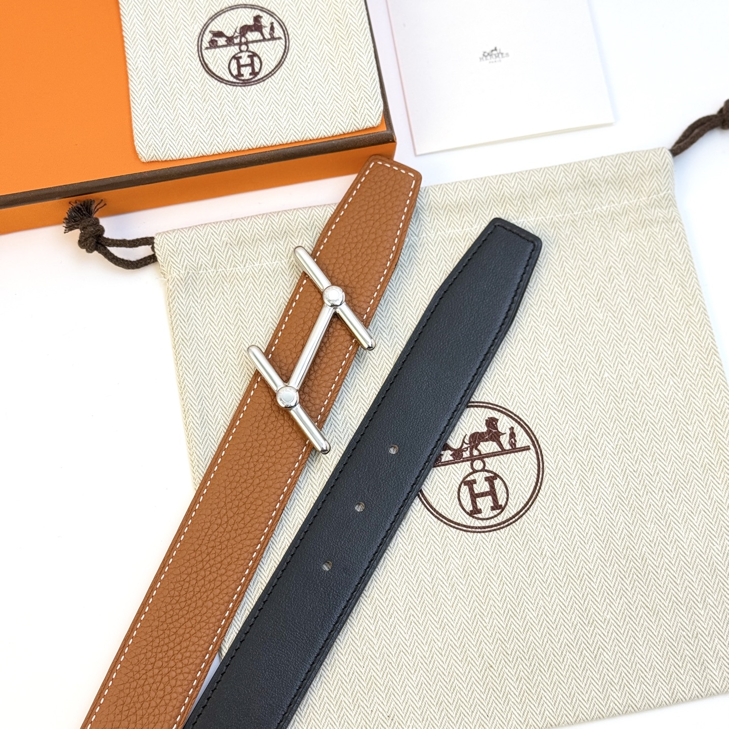 Hermes Swing Reversible Leather Belt 32mm - Iconic Style & Timeless Elegance 5 i1743042519530 6242 0 2