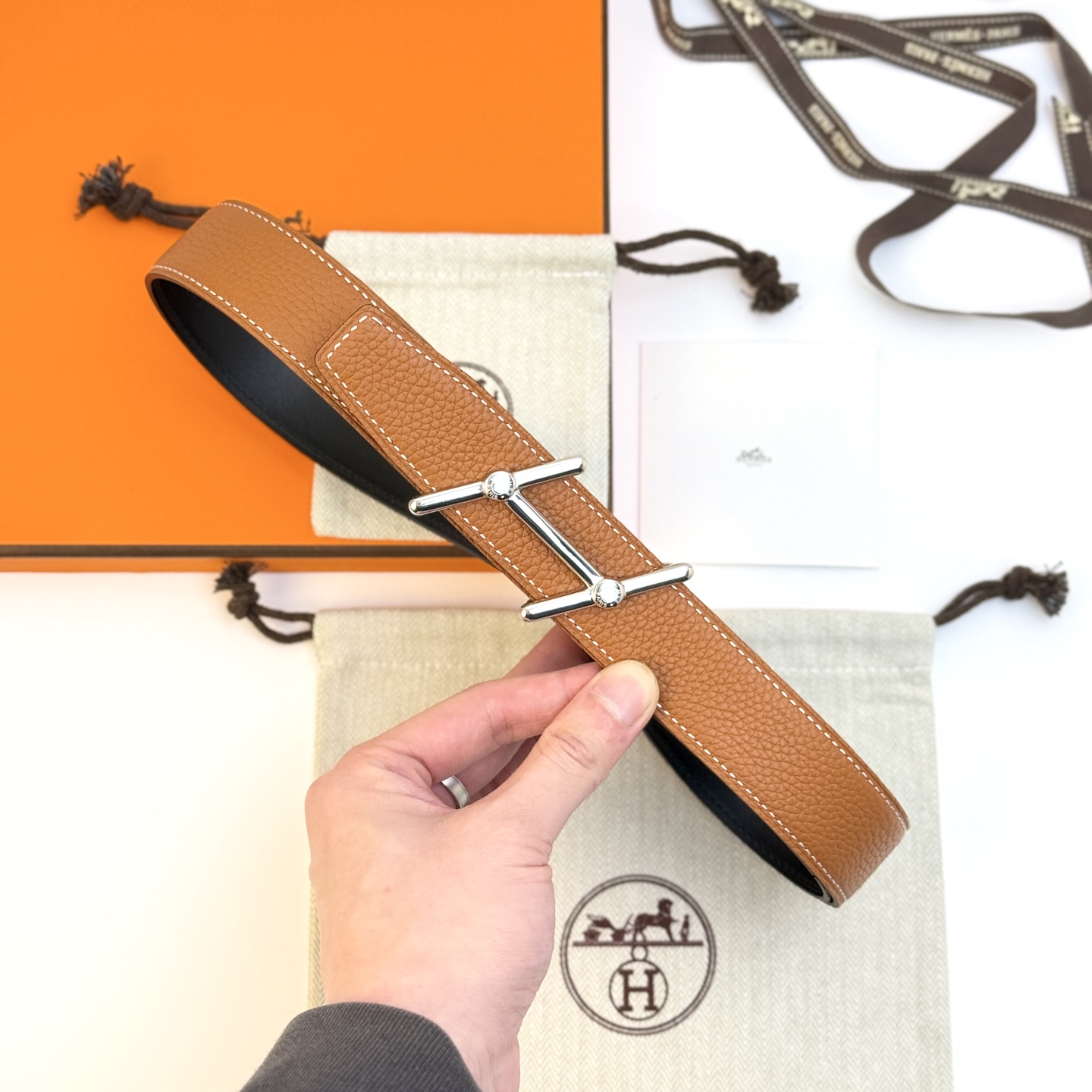 Hermes Swing Reversible Leather Belt 32mm - Iconic Style & Timeless Elegance 4 i1743042521432 6115 0 1