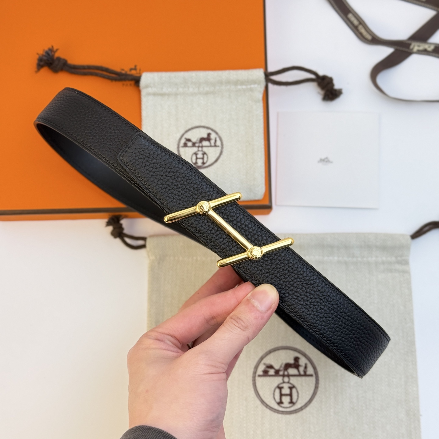 Hermes Swing Belt Togo 32mm - Gold Hardware, Black Leather, Classic Style 3 i1743042700786 4071 0 1