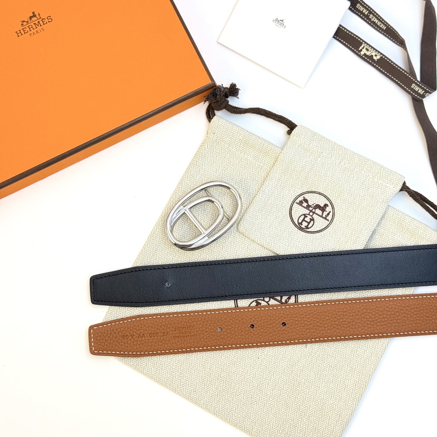 Hermès Odyssée Reversible Leather Belt 32 mm - Stylish and Versatile 5 i1743135299302 3988 0 2
