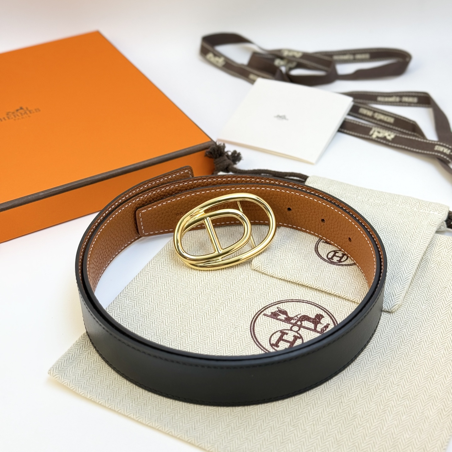 Hermès Odyssée Reversible Belt 32mm - Togo Leather & Permabrass Buckle 3 i1743135339716 7933 0 2