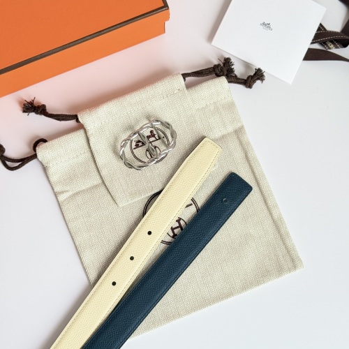 Hermès Reversible Leather Belt with Striped Buckle, 2.5cm Width 1 Hermès Reversible Leather Belt with Striped Buckle, 2.5cm Width