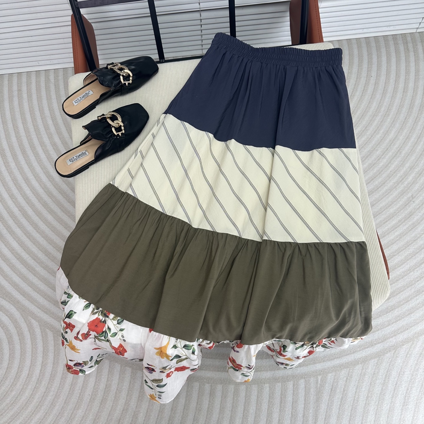 Street Style Holiday Skirt - Mixed Fabric, Elastic Waist, Slim Fit - S, M, L 2 i1744967887887 1749 0 0