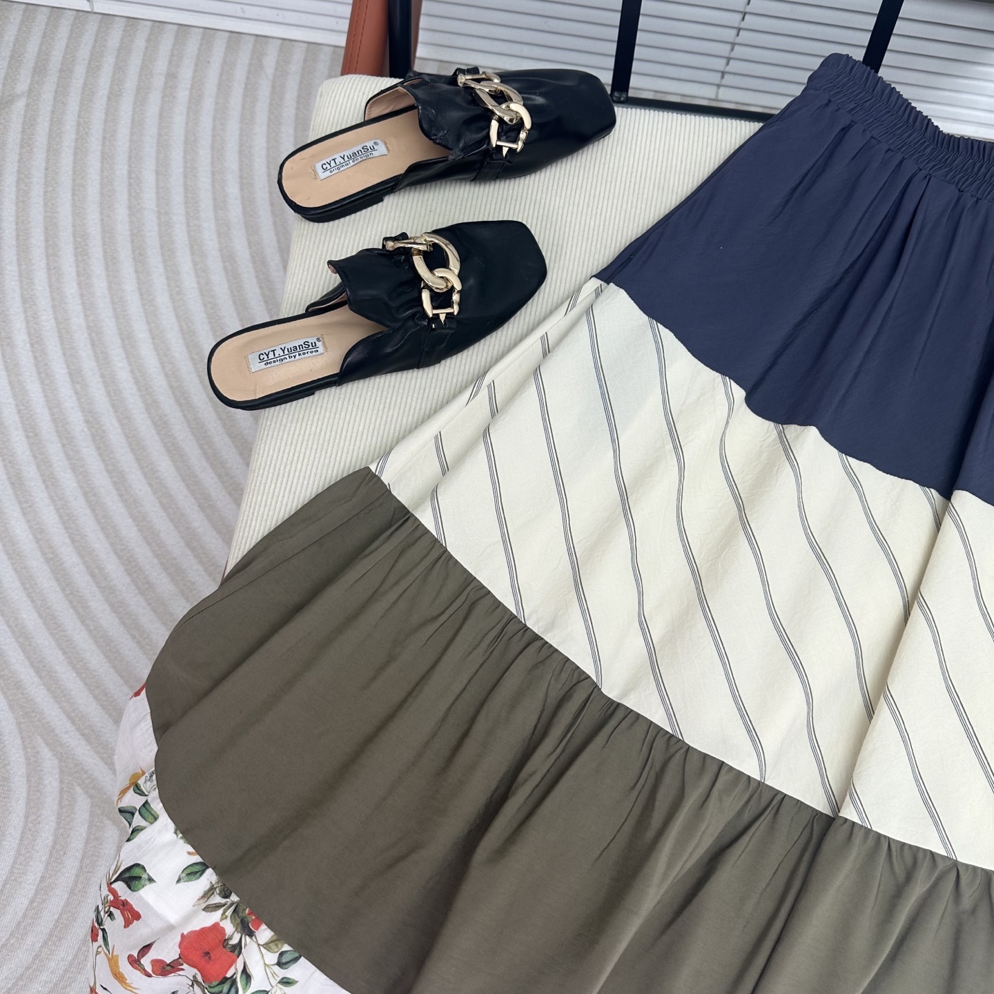 Street Style Holiday Skirt - Mixed Fabric, Elastic Waist, Slim Fit - S, M, L 5 i1744967887981 6798 0 3