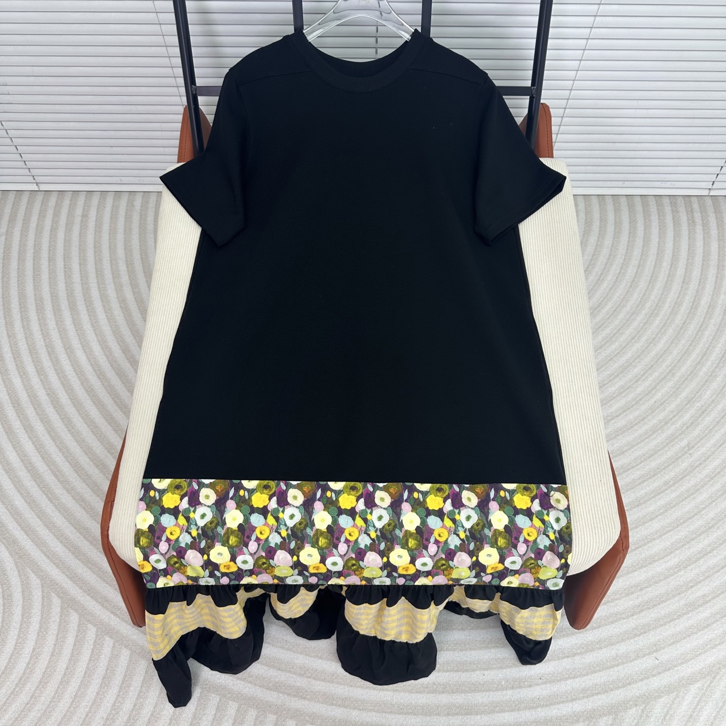 Elegant Patchwork Midi Dress - Comfortable, Stylish, and Wrinkle-Resistant 2 i1747480185896 6021 0 0