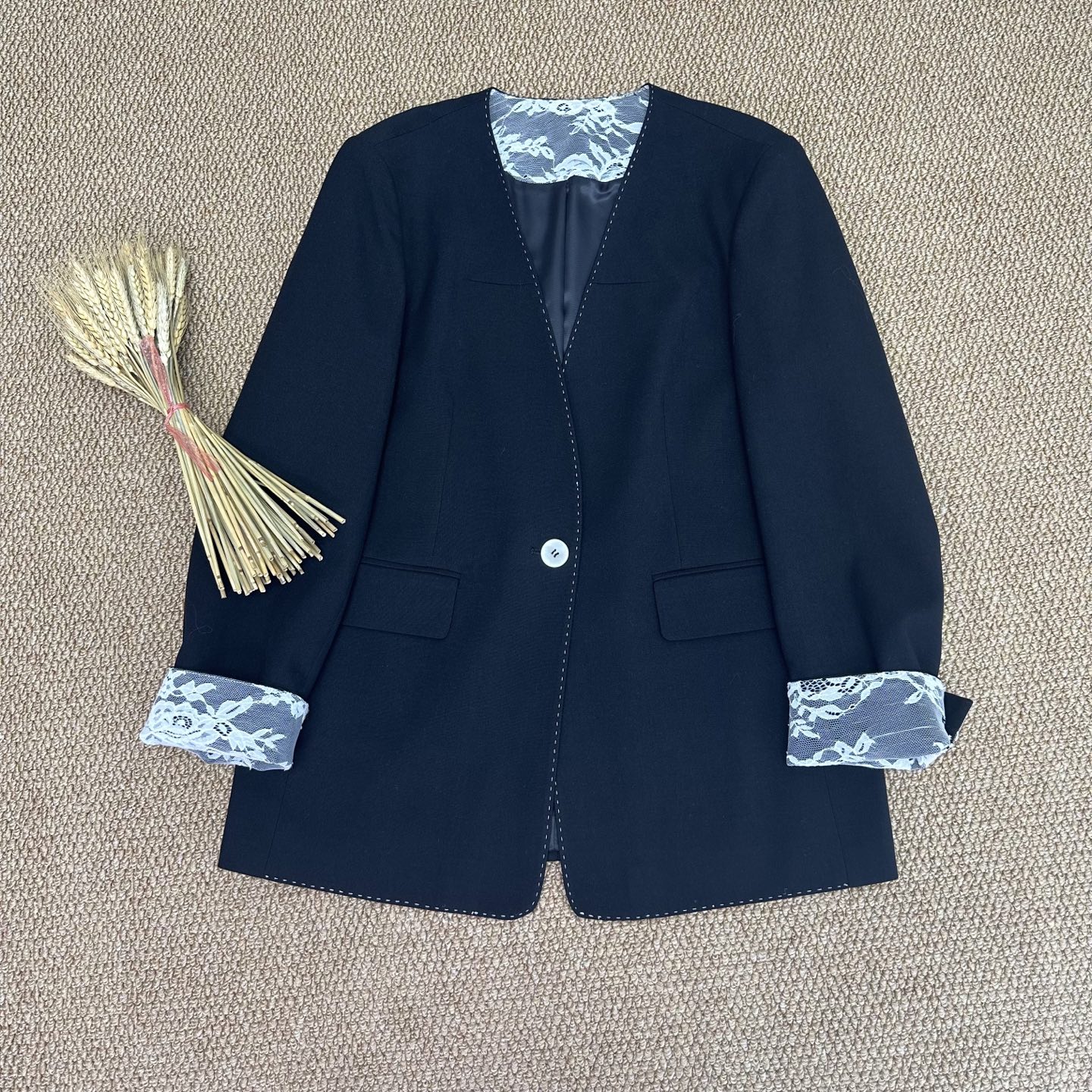 Elegant Lace-Trim Blazer - Sophisticated Collarless Design, Versatile & Chic 2 i1756390299449 8790 0 0