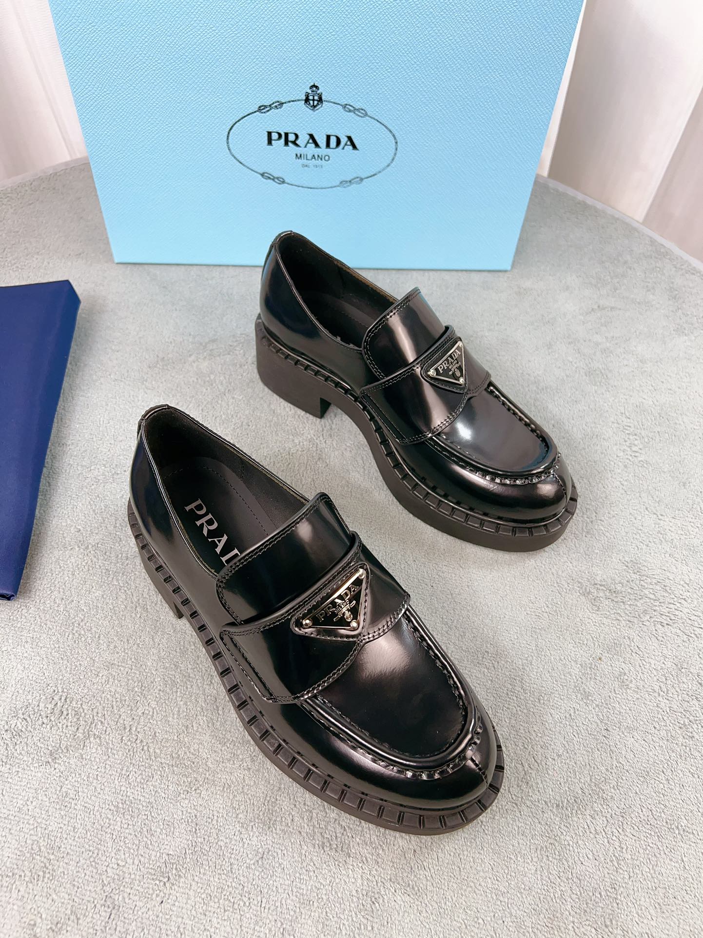 普拉达 Prada 经典高奢皮鞋鞋履高跟鞋 #DBB8100E 3