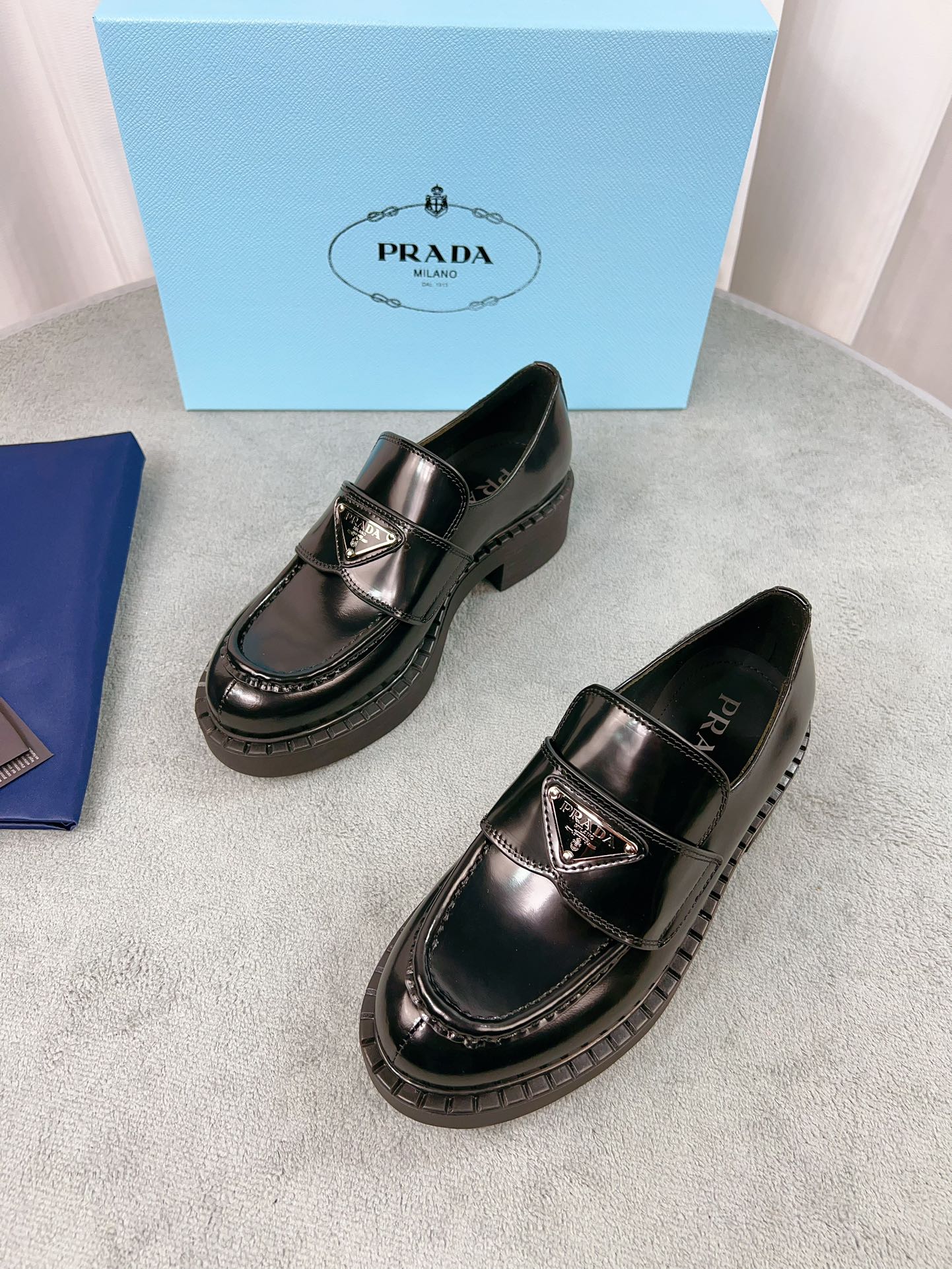 普拉达 Prada 经典高奢皮鞋鞋履高跟鞋 #DBB8100E 2