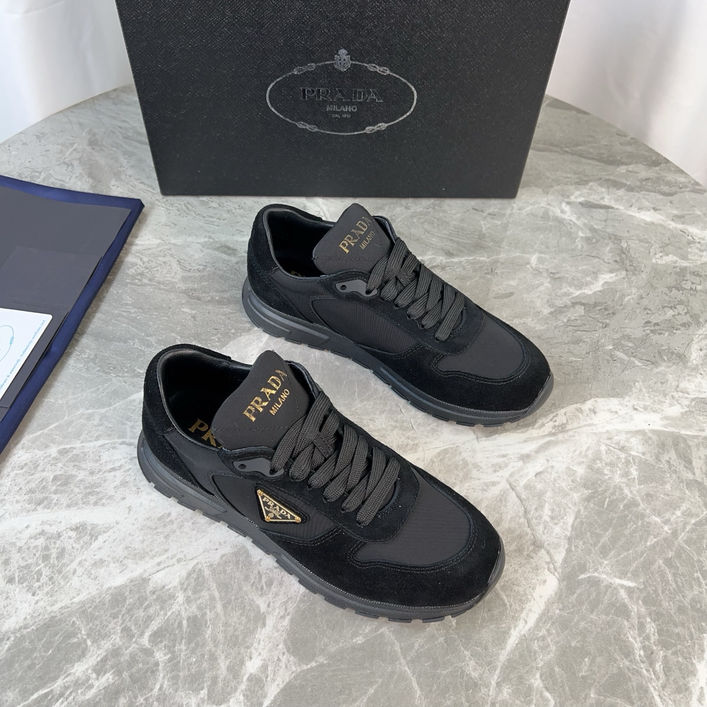 NO:240163,The latest model of P-home mercerated beef velvet   imported brand fabric, super soft mixed-bred sheepskin, original TPU outsole, iconic triangle logo, original packaging size 35-41, casual shoes/sports shoes, sneakers, sheepskin19860909P家最新款 面高丝光牛反绒 进口品牌布 里超软混种羊皮 底原版TPU大底 标志性三角标,原版包装 size 35-41,休闲鞋/运动鞋,sneakers,sheepskin,Women's Shoes